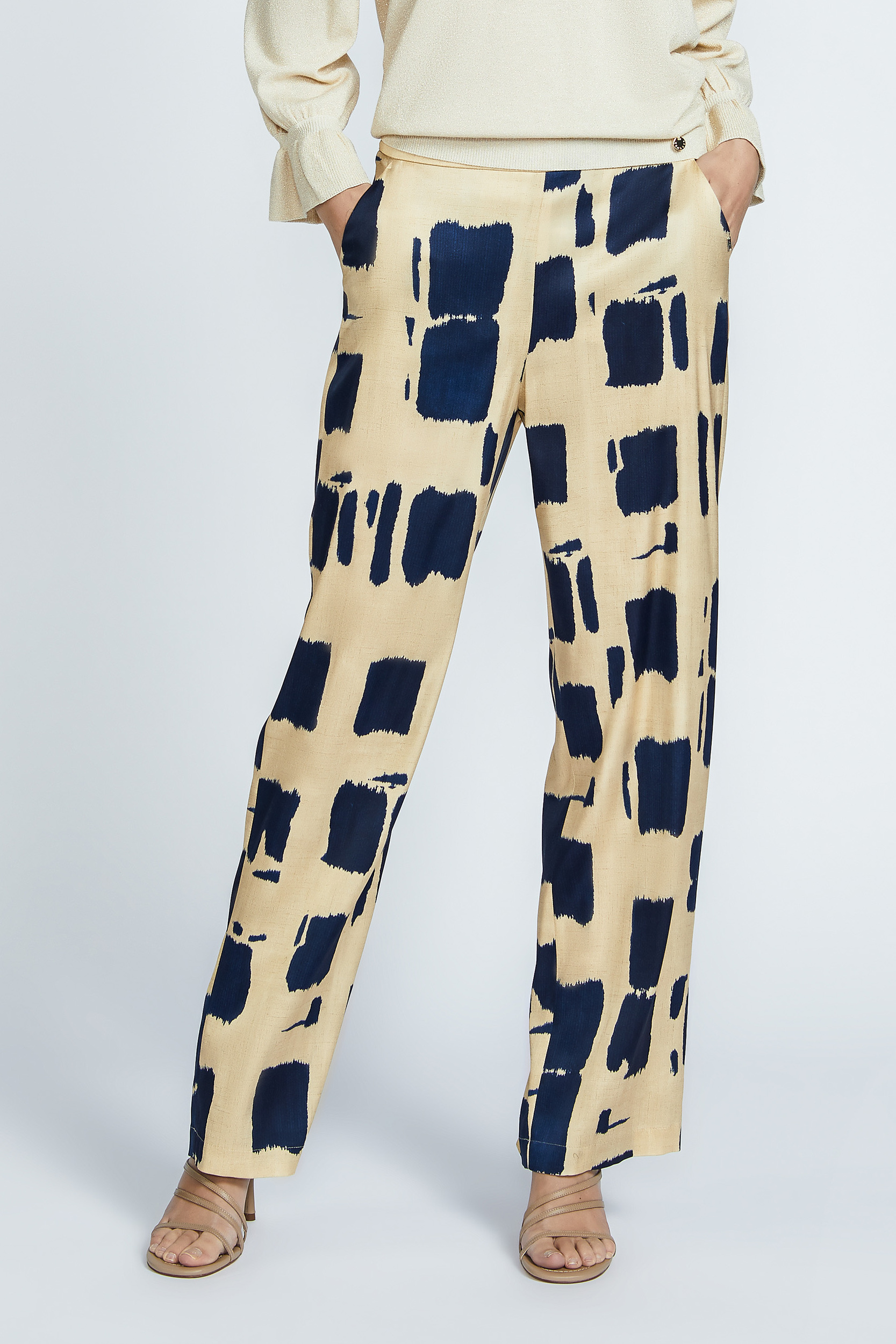 Trousers with block print