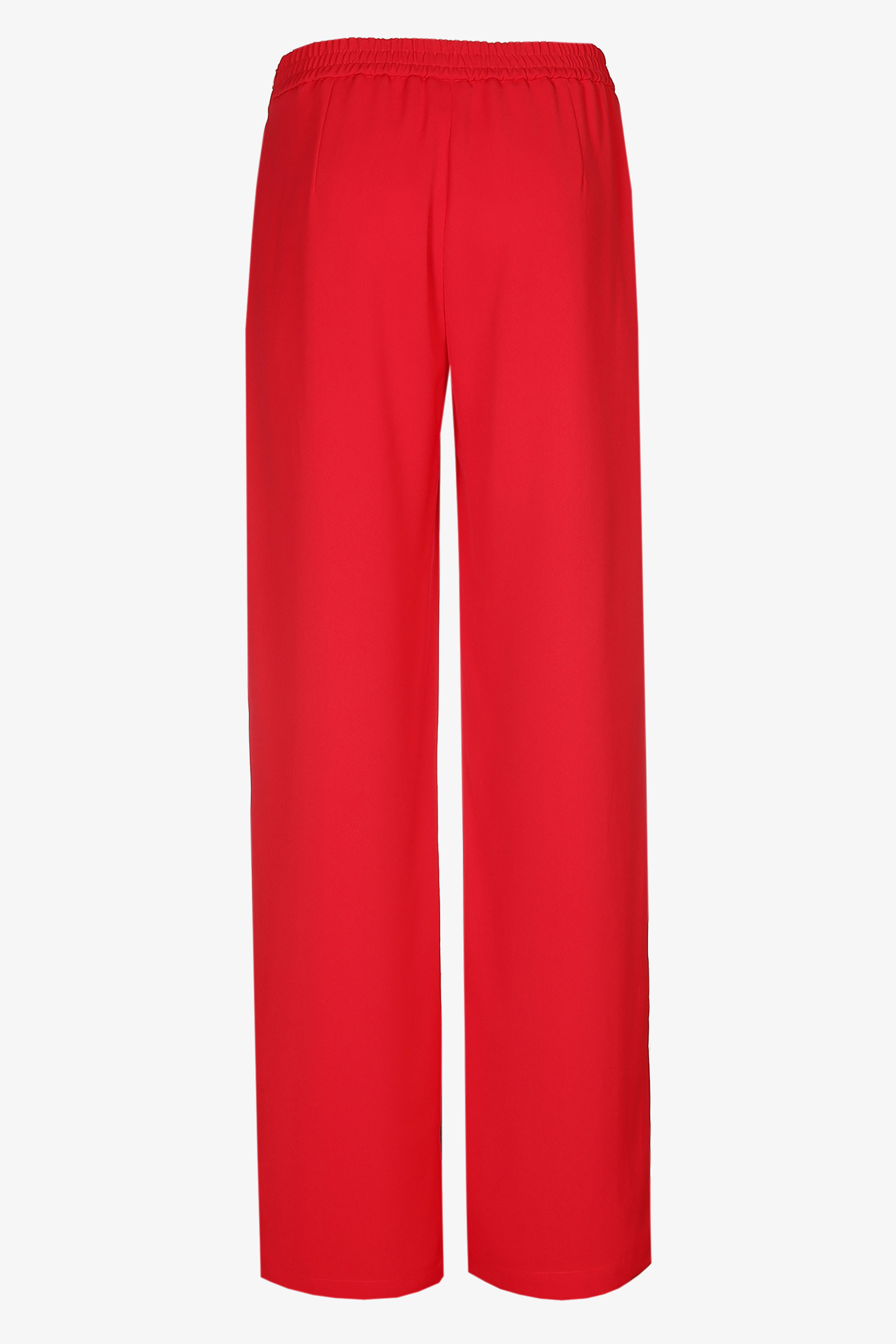 Trousers with elastic