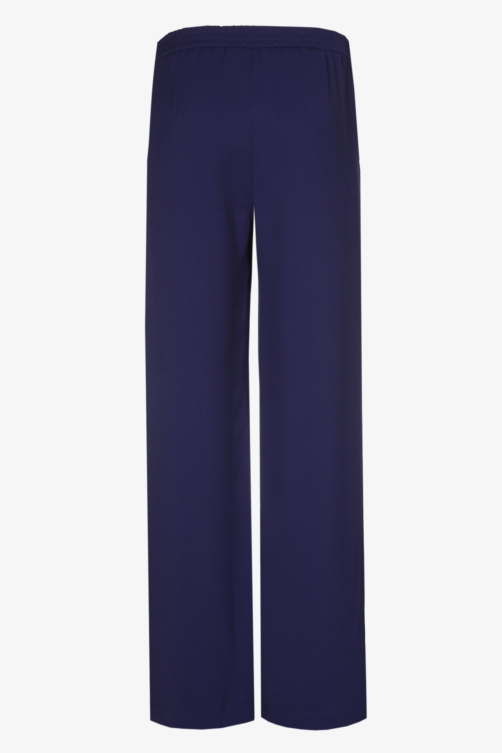 Trousers with elastic