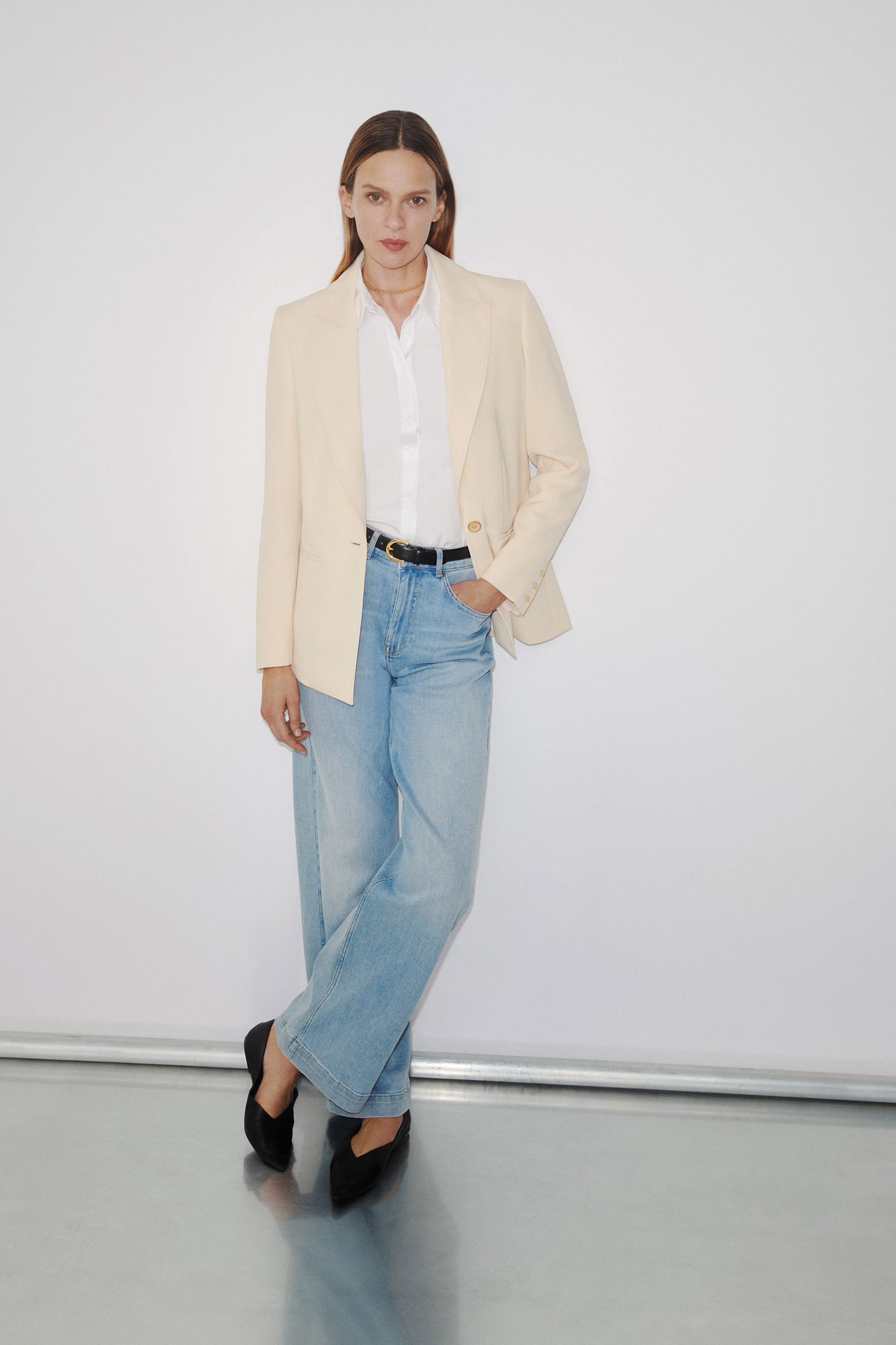 Straight blazer with pockets