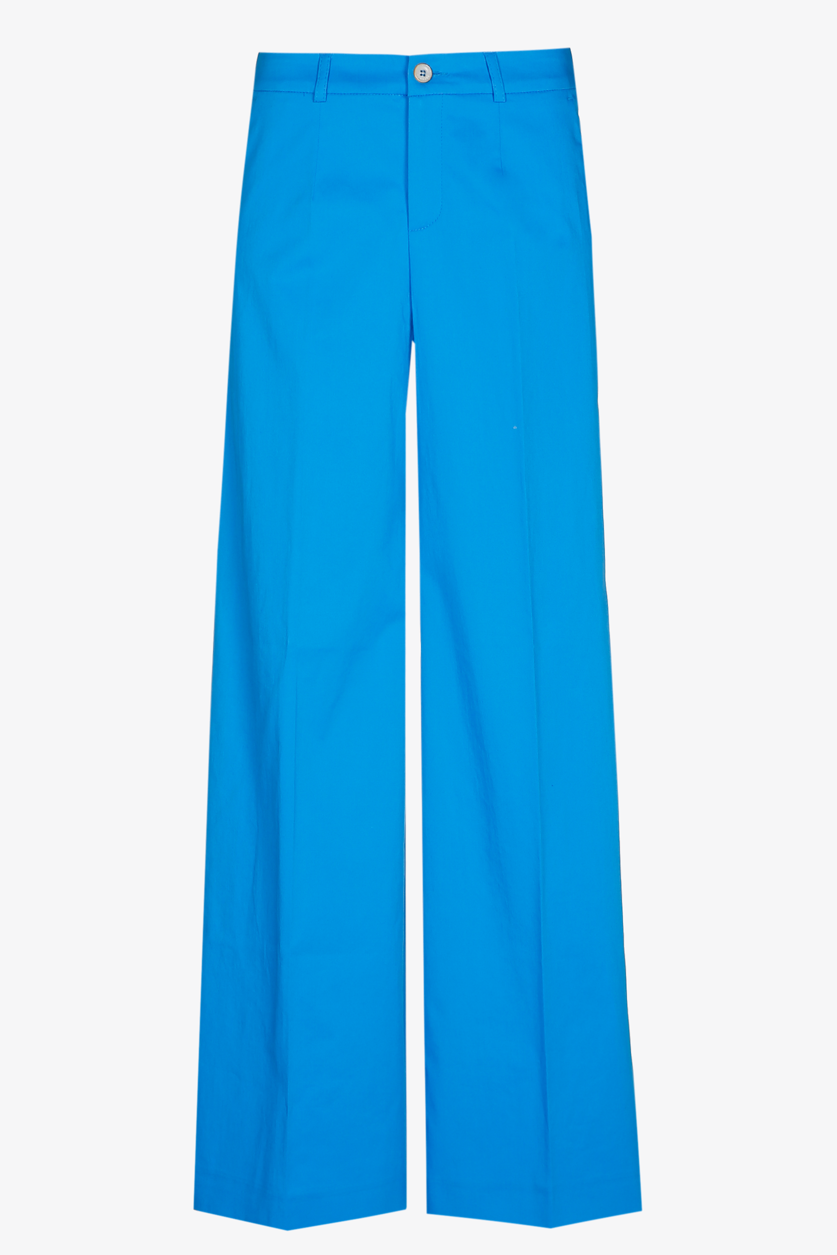 Trousers with wide legs