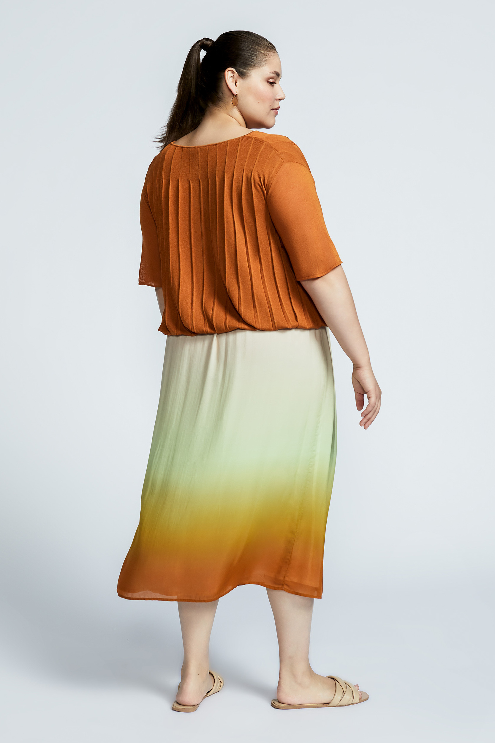 Maxi skirt with gradient