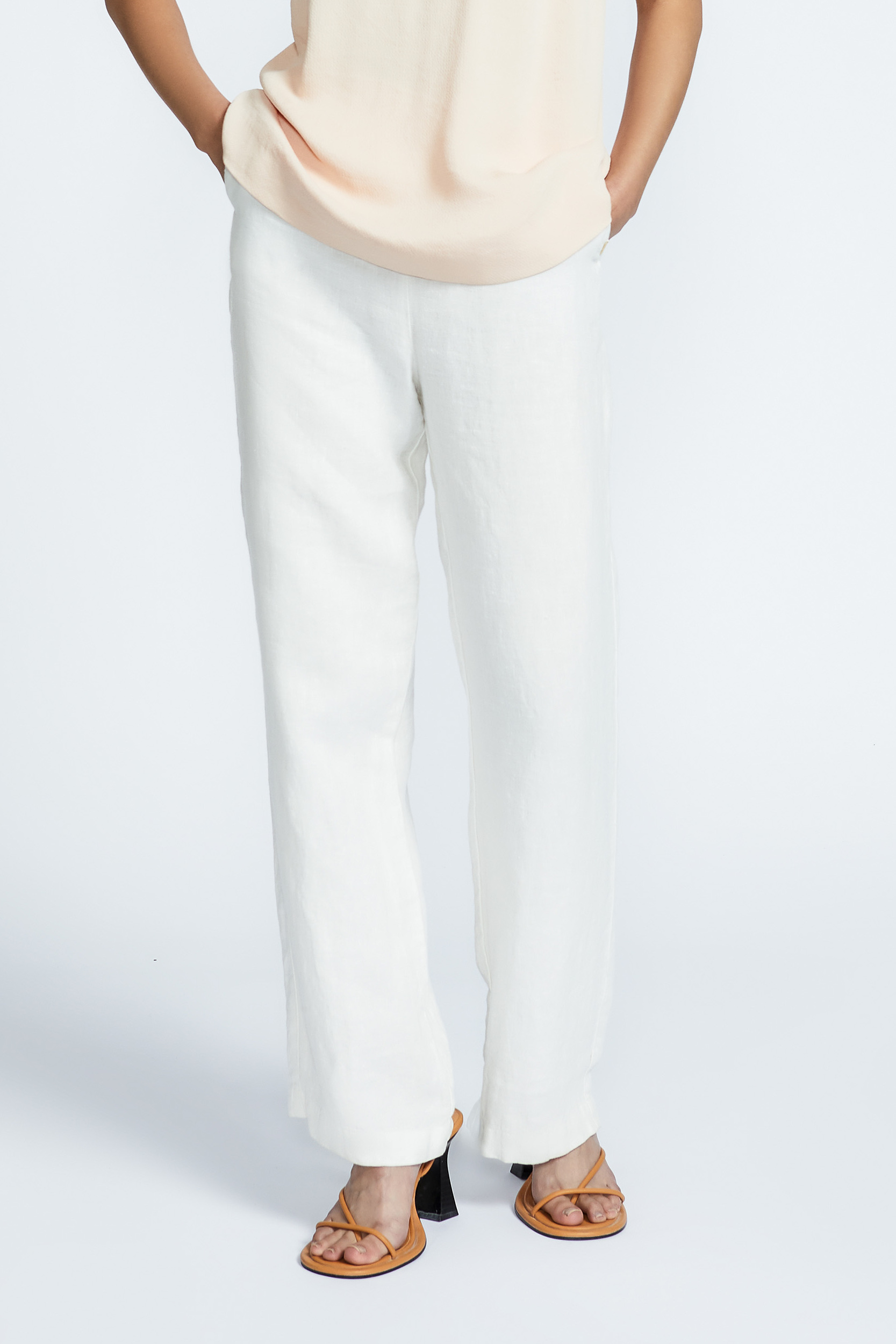 Linen trousers with wide legs