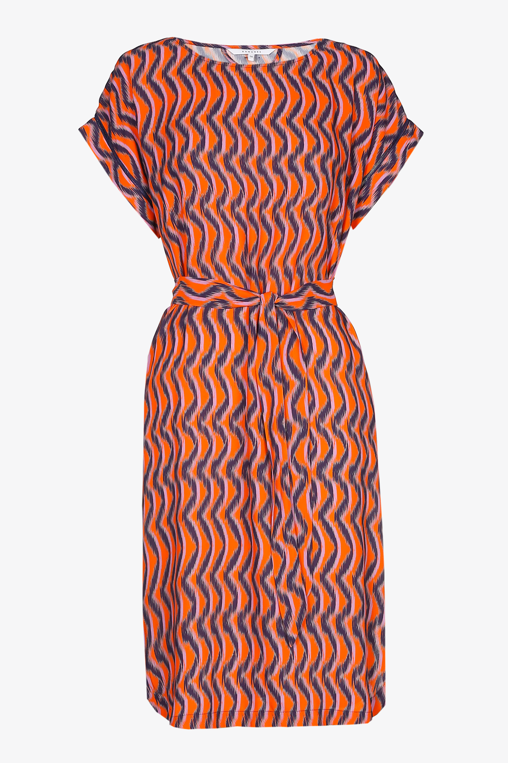 Short dress in crepe fabric