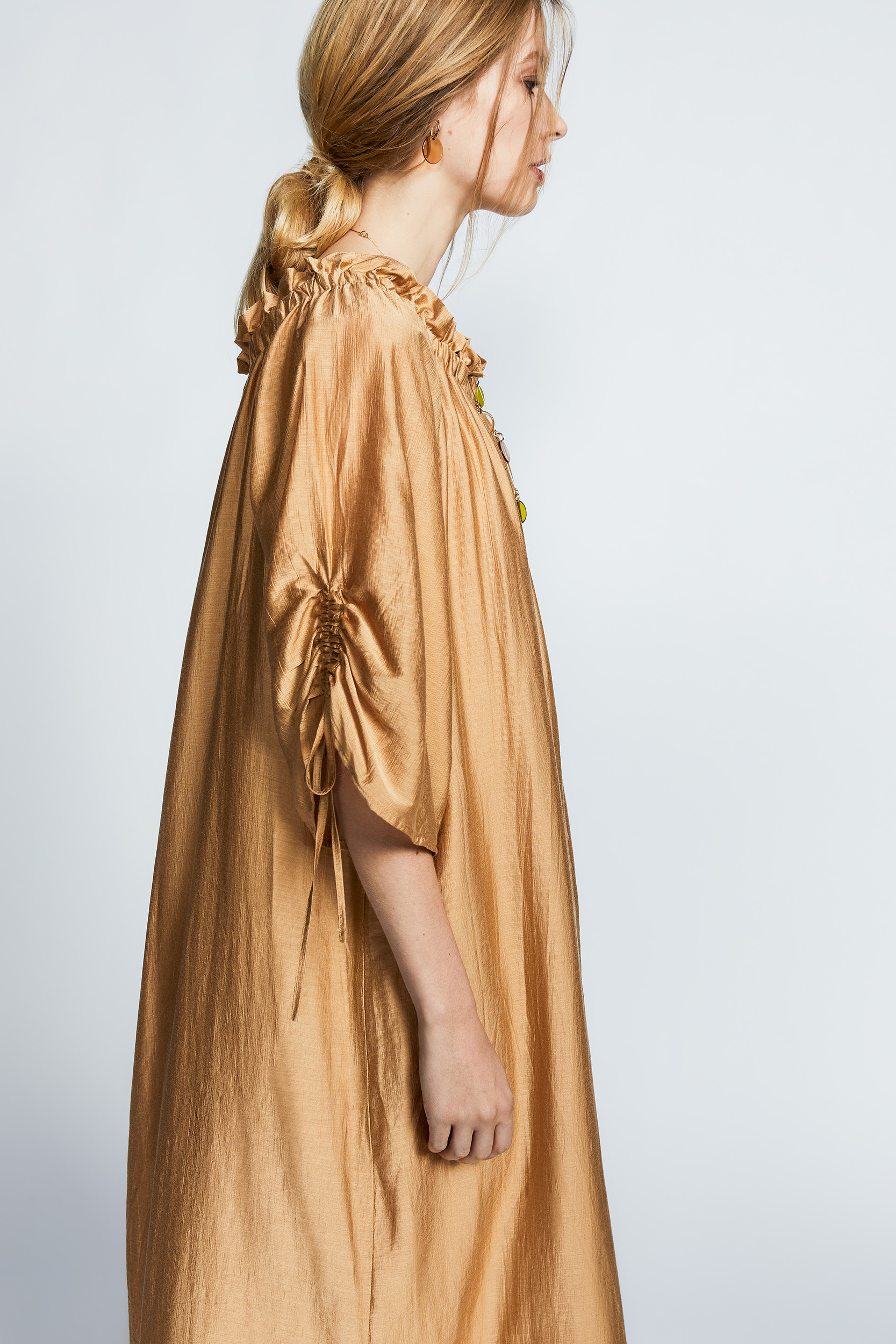 Oversized dress with satin sheen