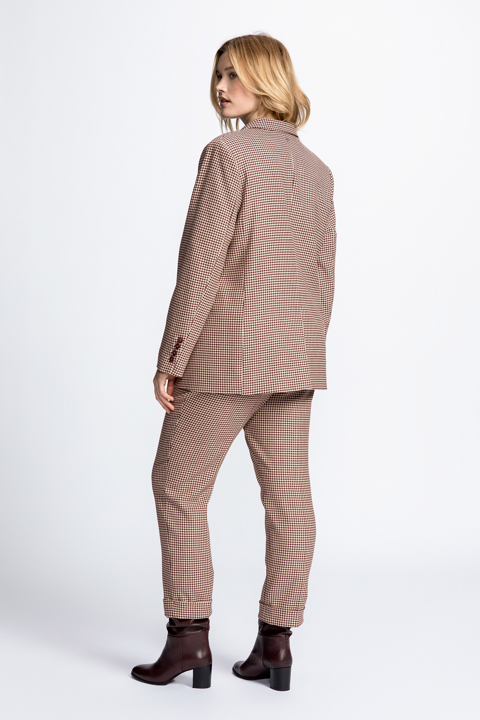 Blazer with houndstooth print
