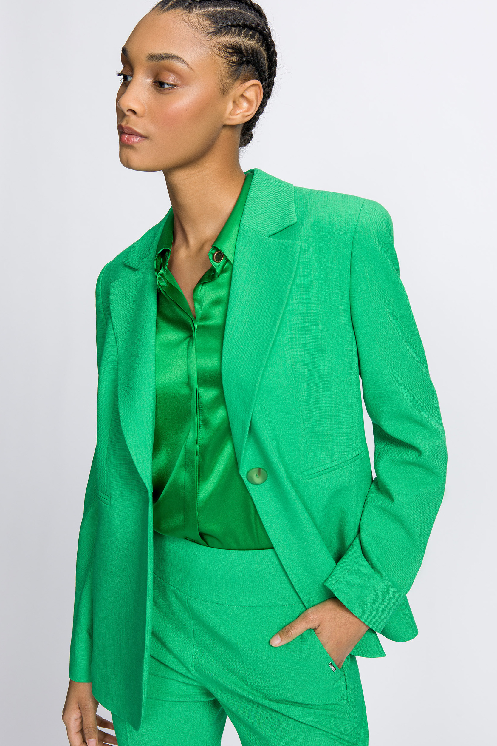 Taillierter Blazer aus Ecovero-Viskose