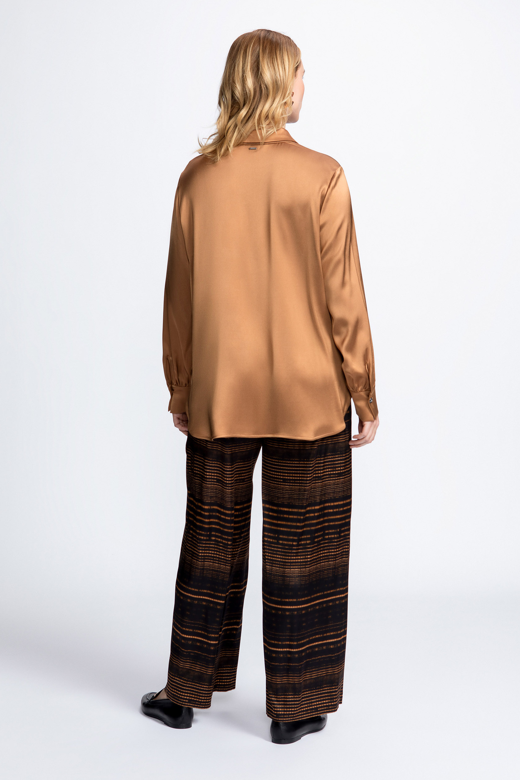 Relaxed trousers with print