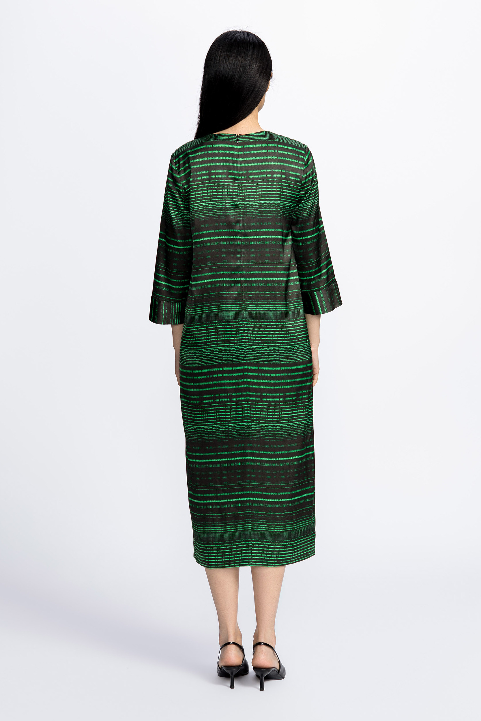 Dress with graphic print