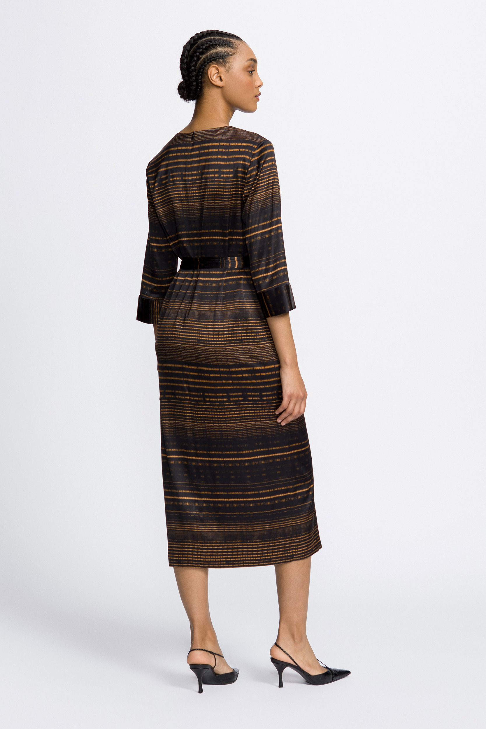 Dress with graphic print
