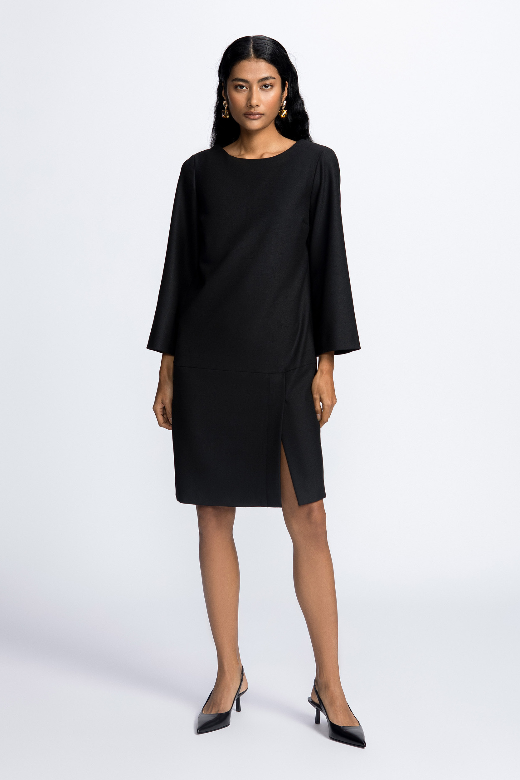 Asymmetrical dress with slit
