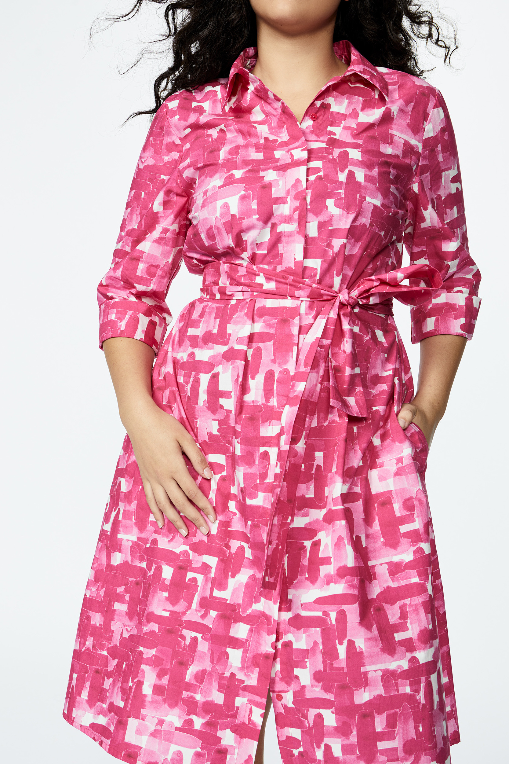 Shirt dress with polygrid print