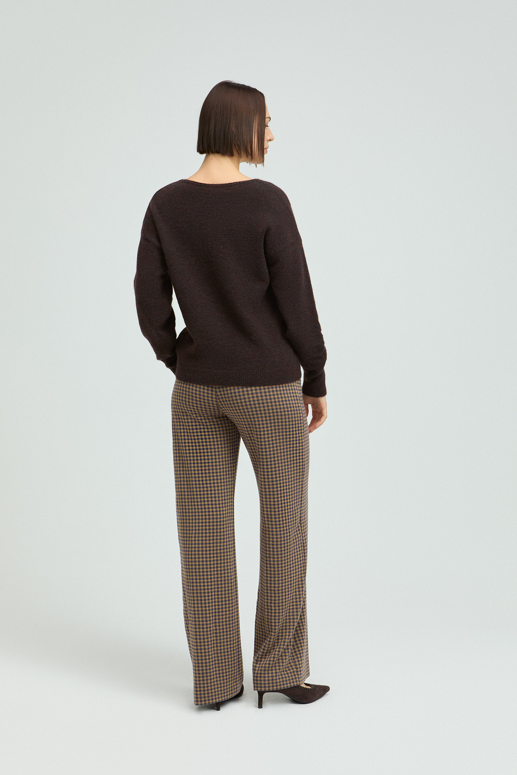 Soepelvallende geklede broek