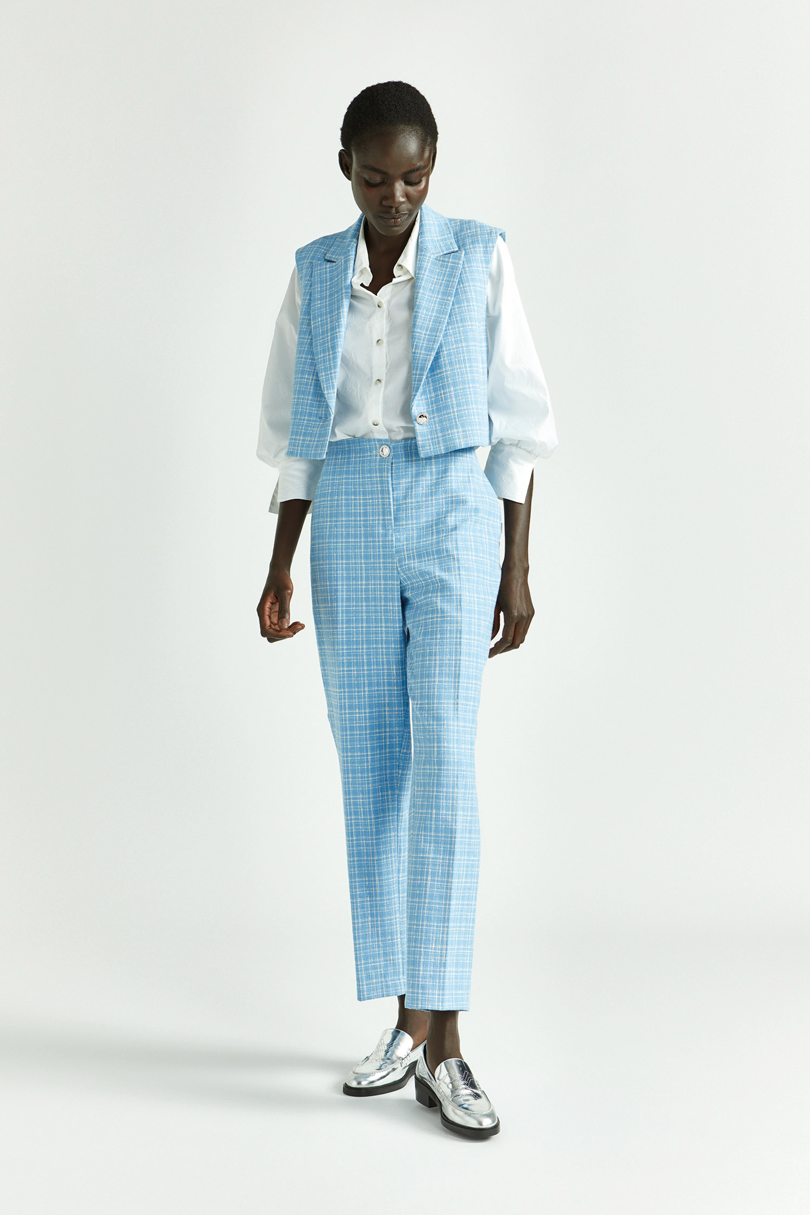 Pantalon à carreaux à jambes étroites