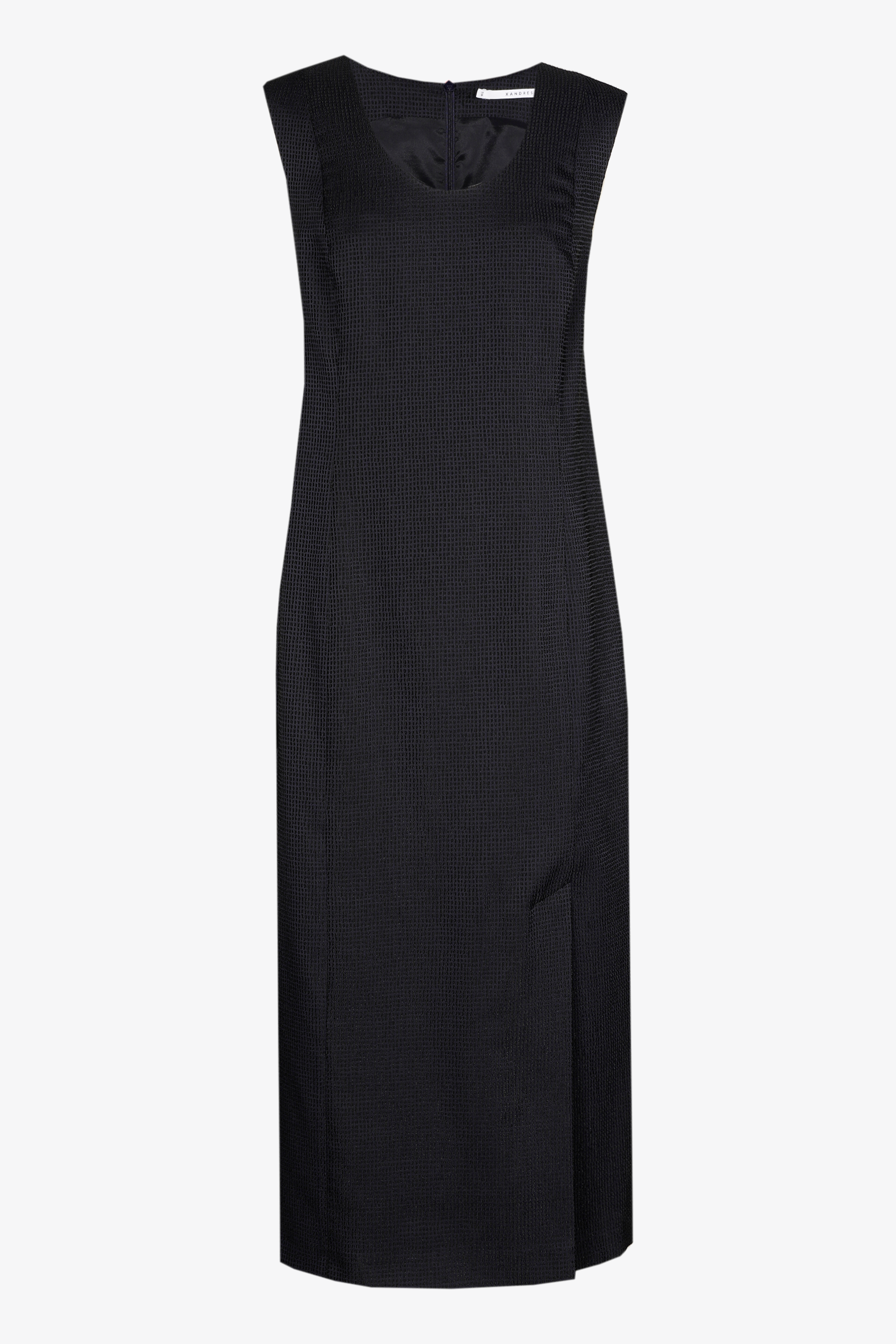 Robe cintrée sans manches