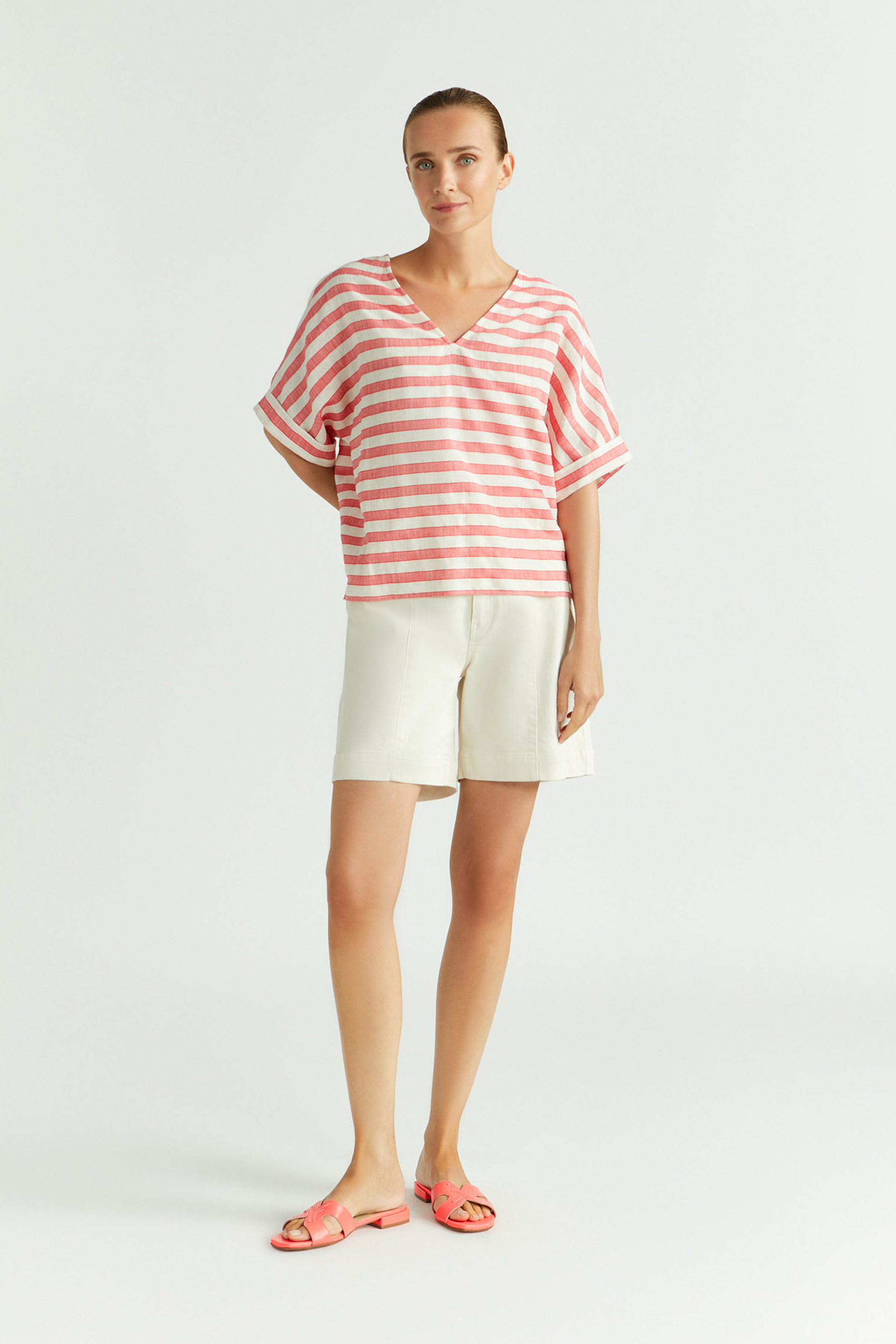 Blouse rayée à encolure en V