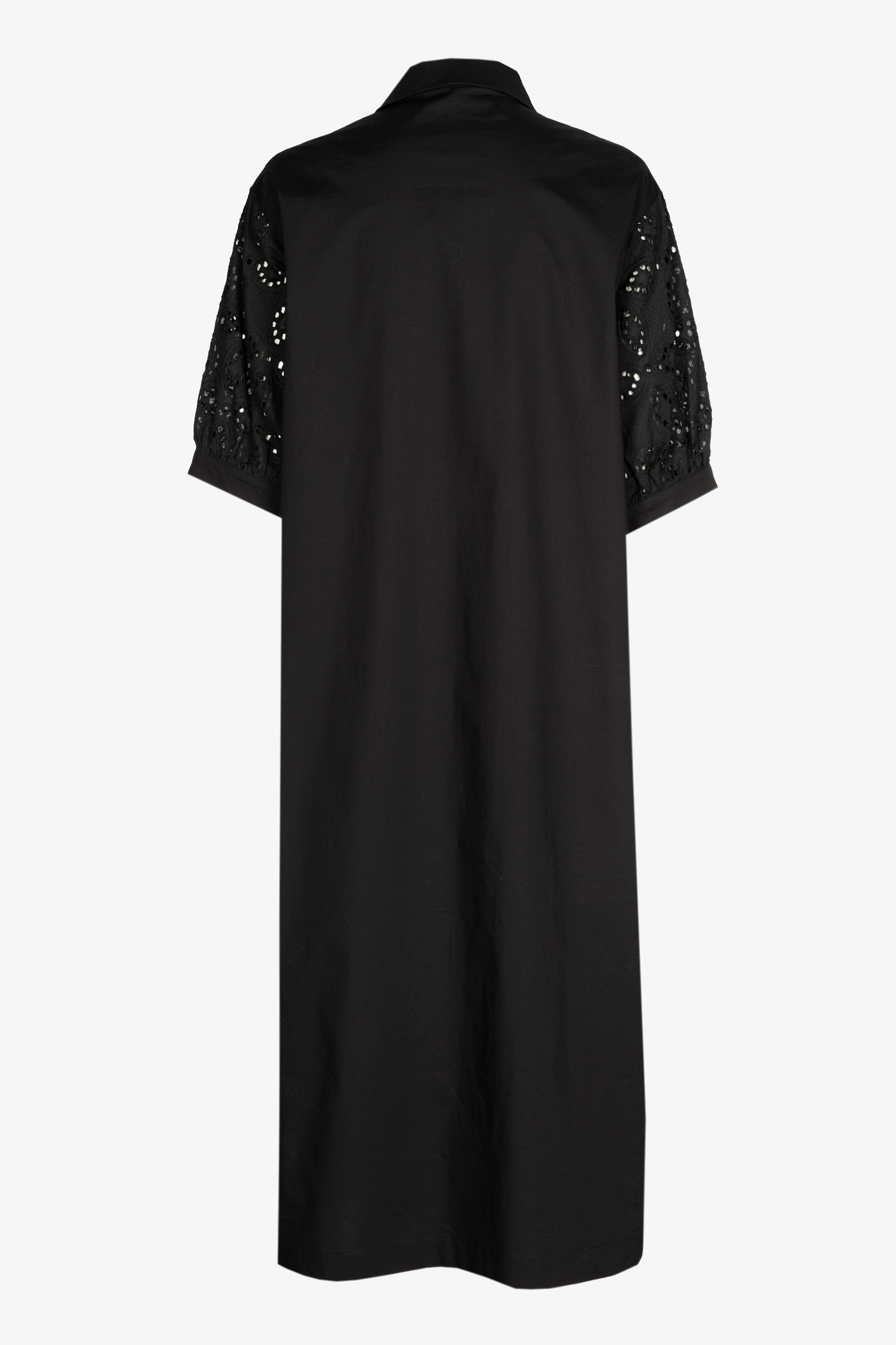 Robe avec broderie anglaise