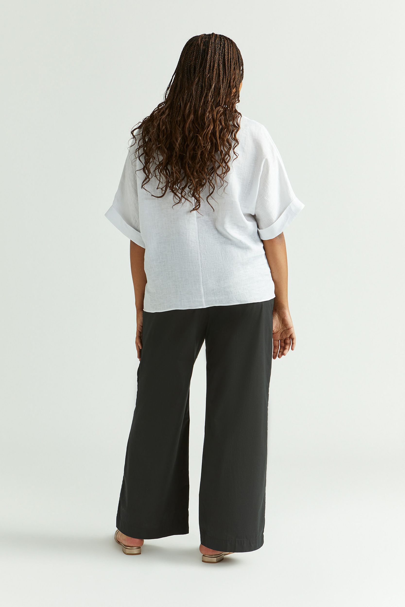 Blouse in a summery linen