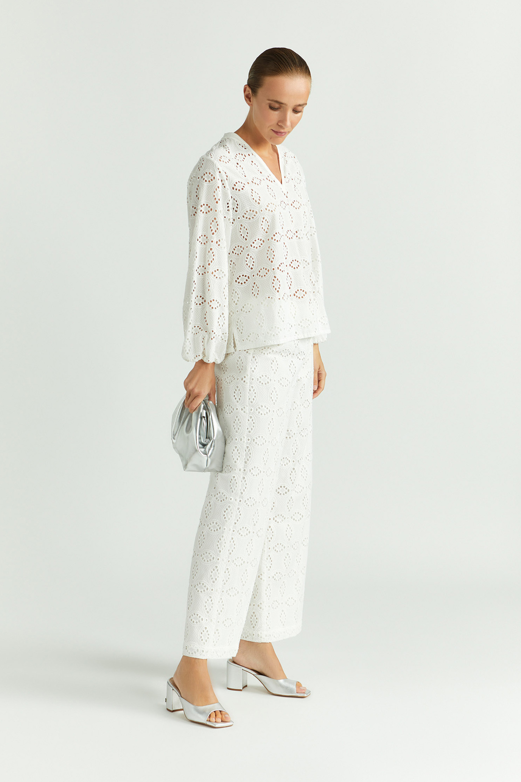 Blouse avec broderie anglaise