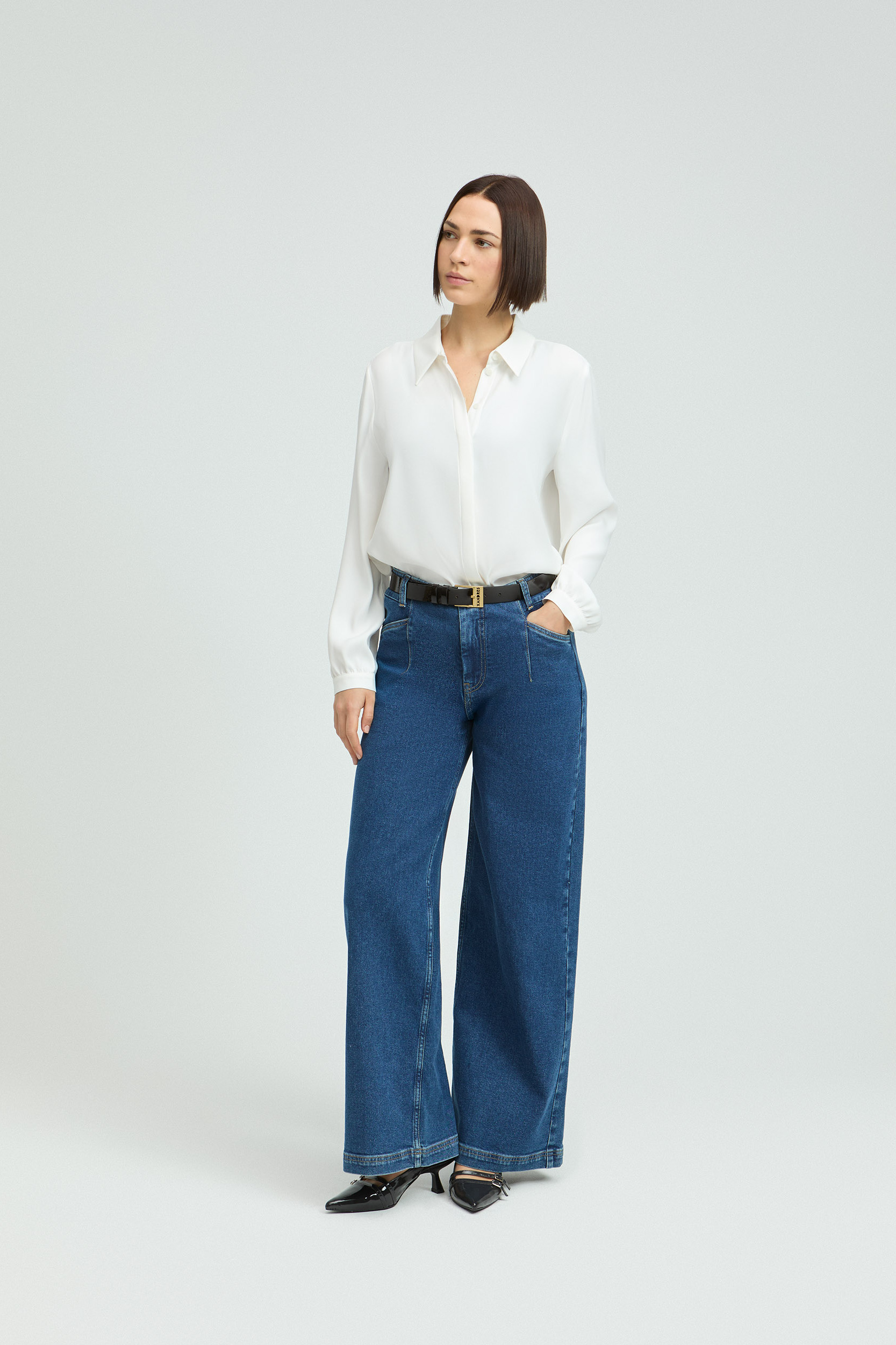 Elegante blouse met hemdkraag
