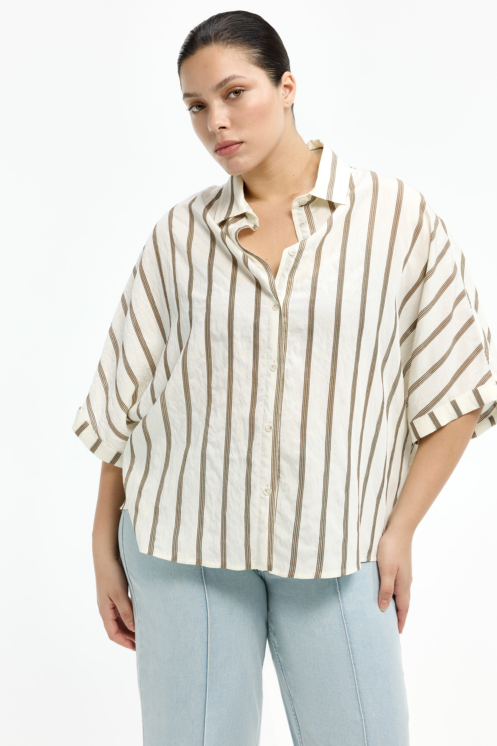 Vrolijk zomers hemd dames