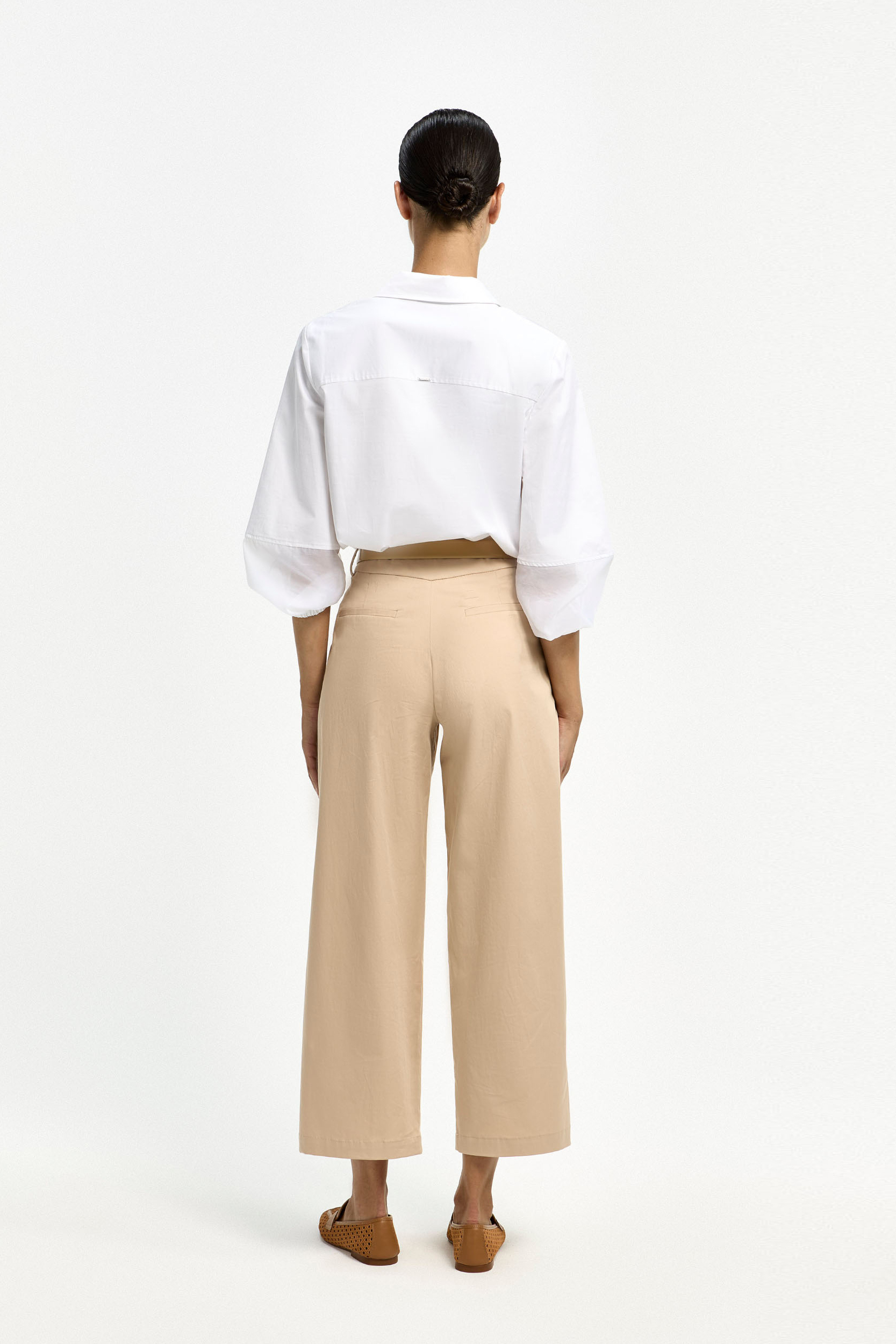 Blouse met organza mouwen