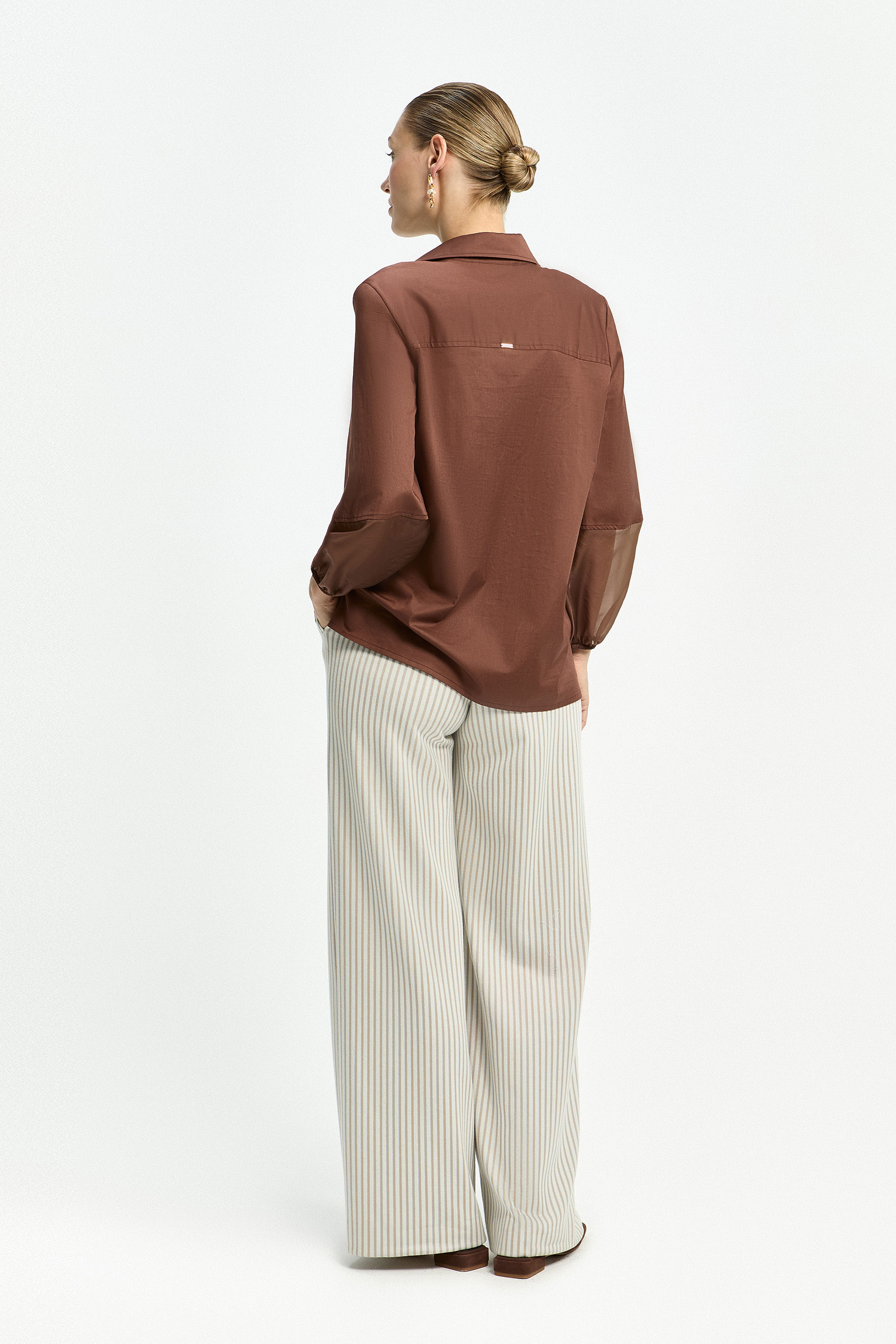 Blouse à manches en organza