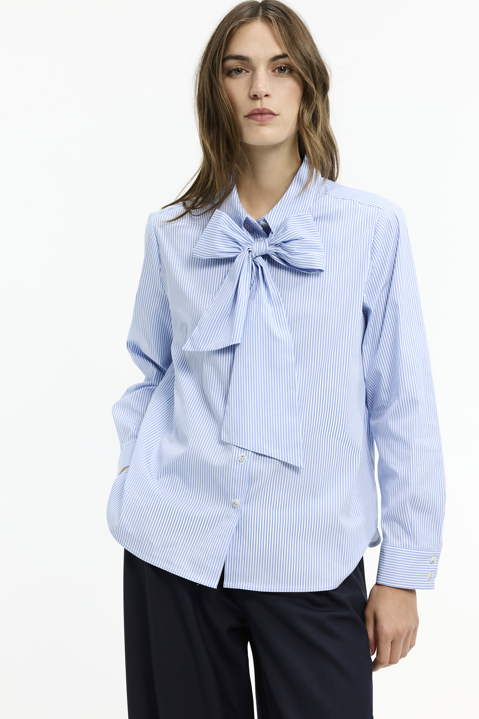 Gestreepte blouse met afneembaar striklint