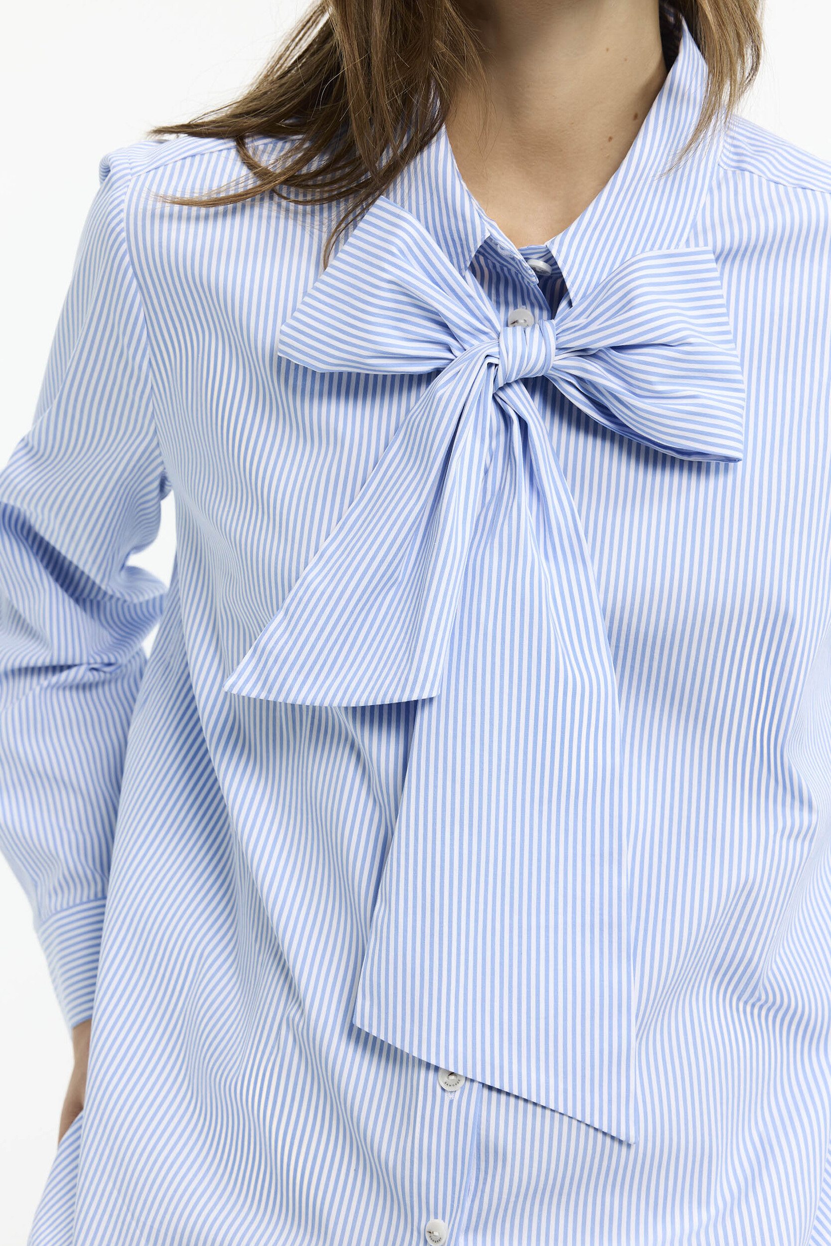 Gestreepte blouse met afneembaar striklint