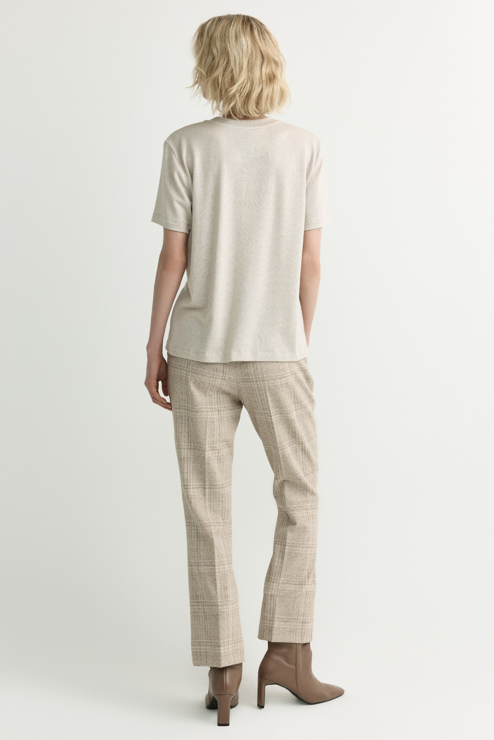Checked trousers with narrow legs