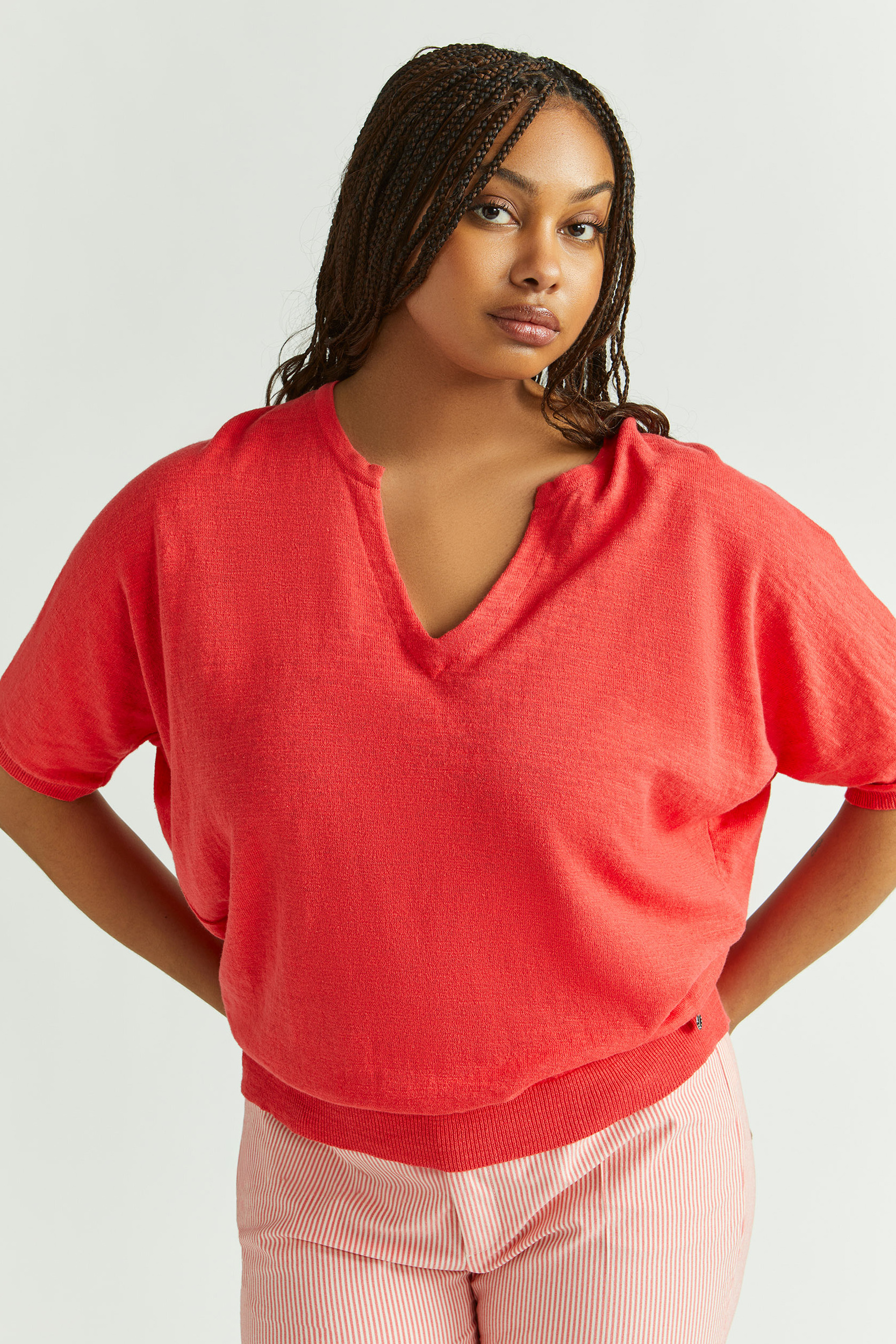 Petit pull en coton et en lin