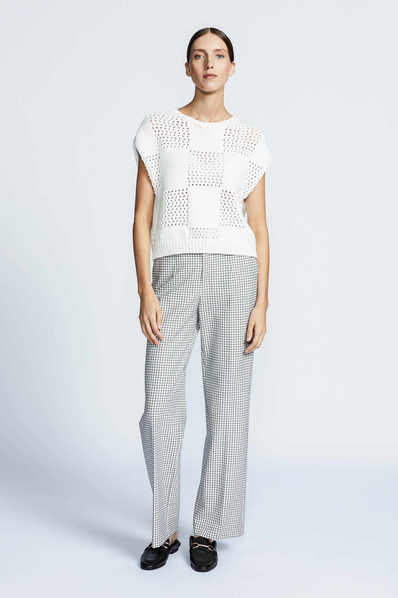 Crochet sleeveless top