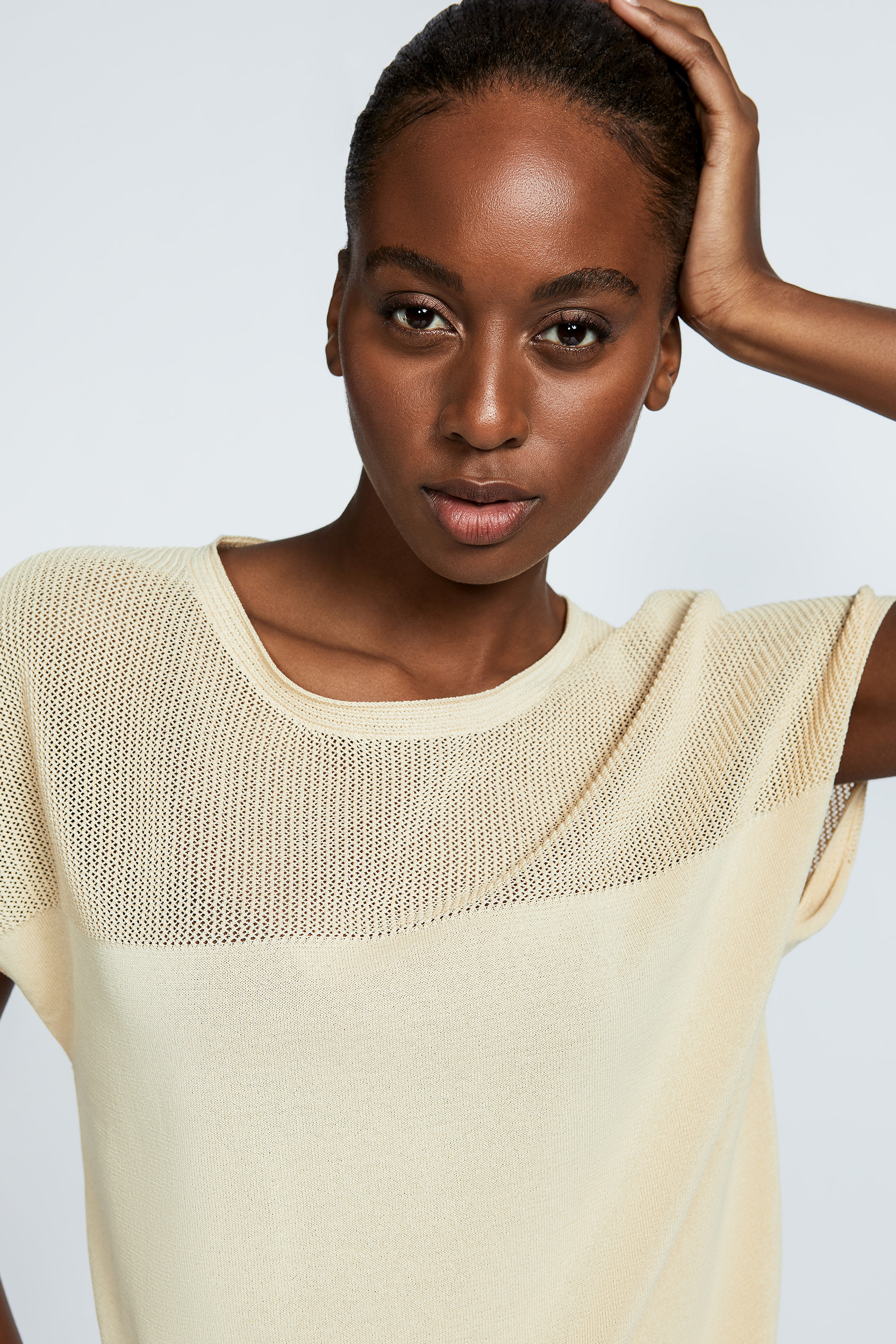 Jumper with round neck