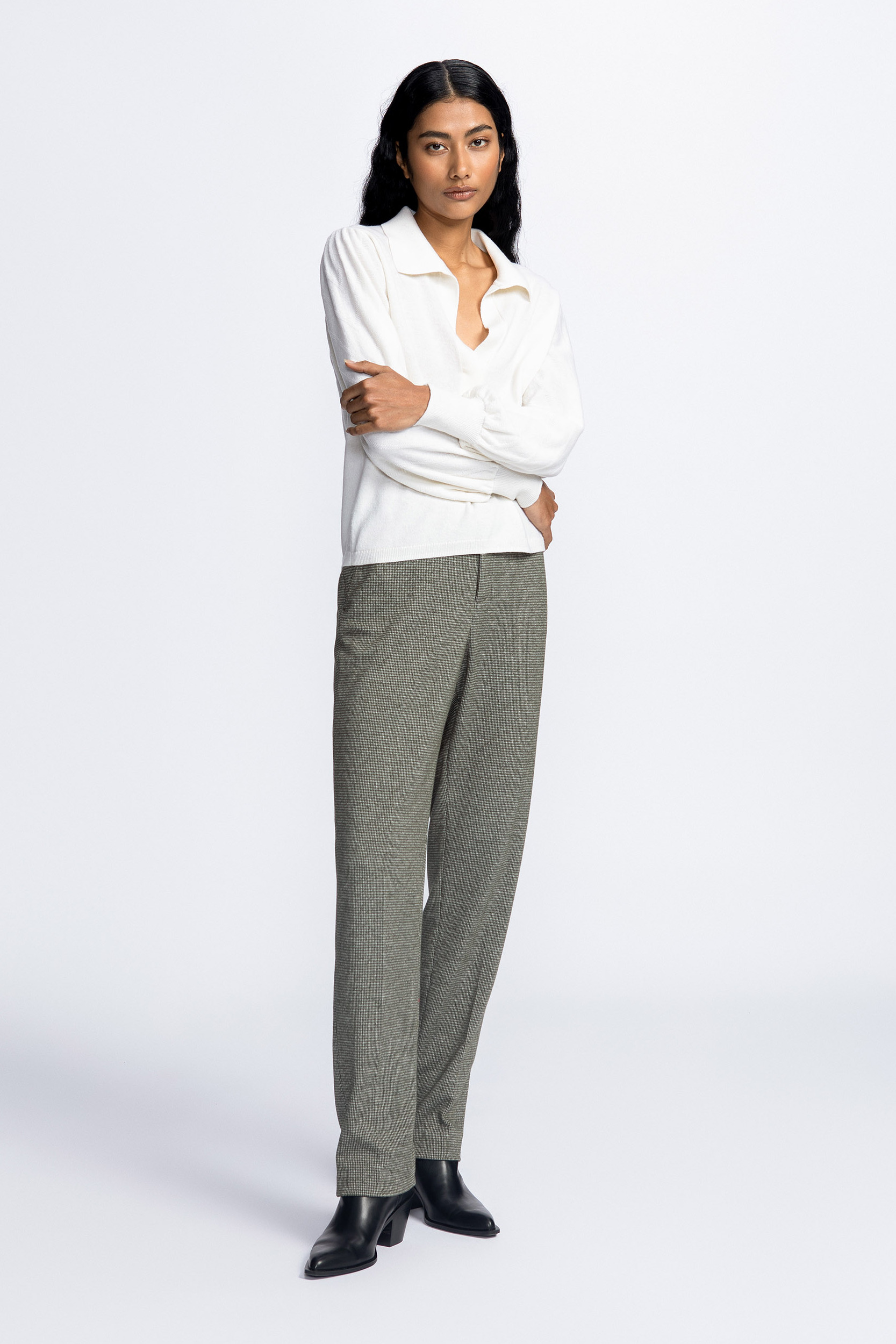 Pullover with polo collar