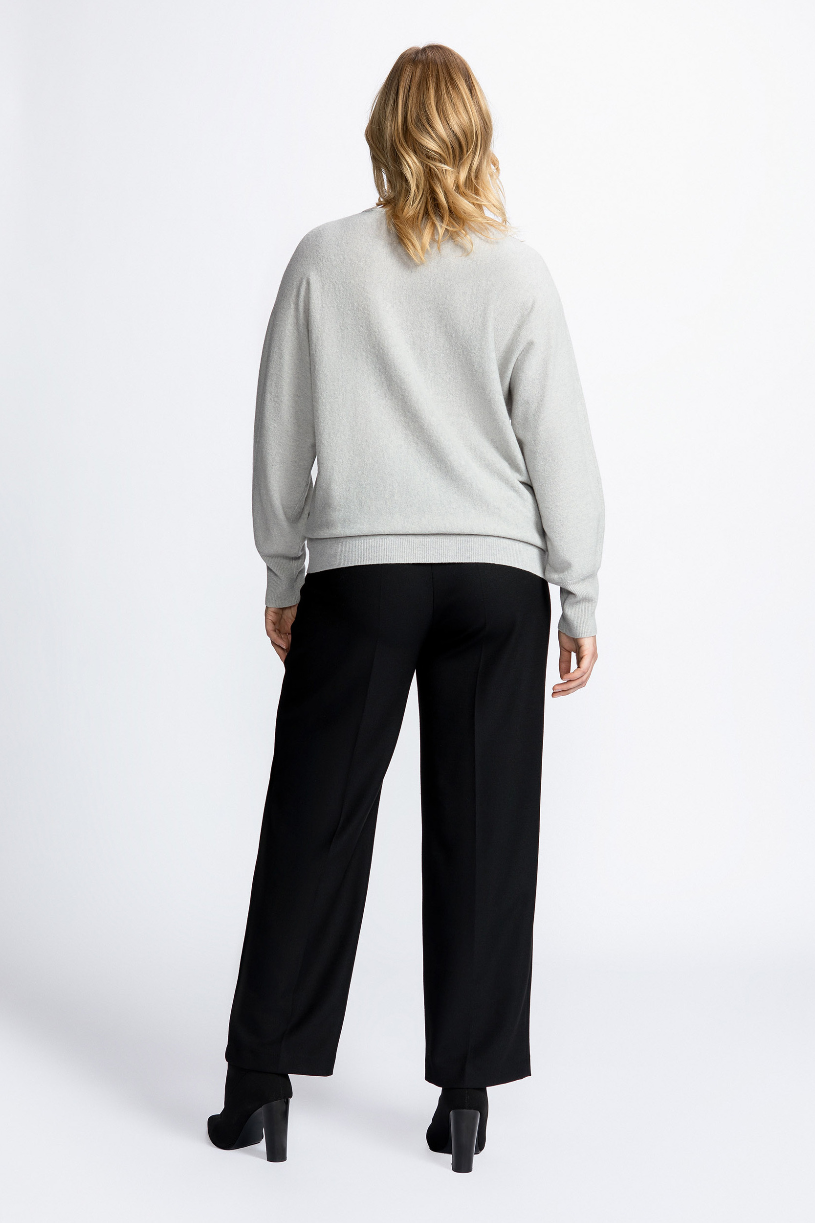 Wollpullover mit Pailletten