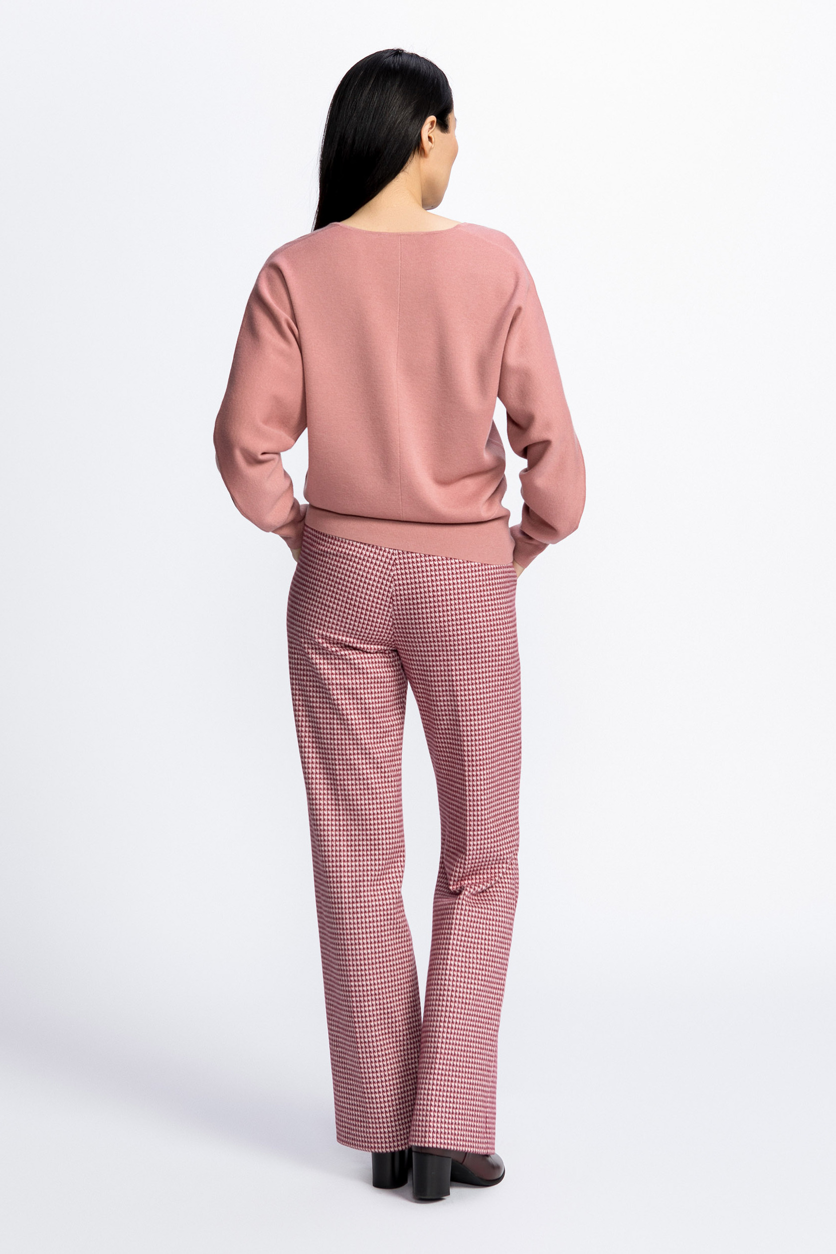 Leichter pullover, V-Ausschnitt