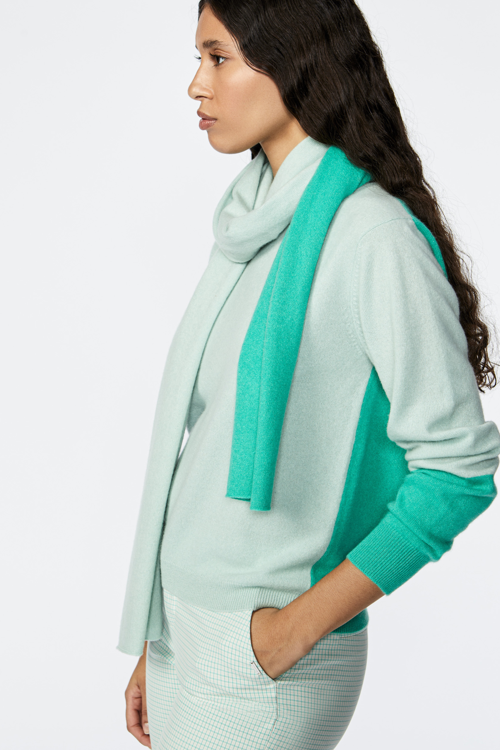 Bicoloured cashmere jumper 