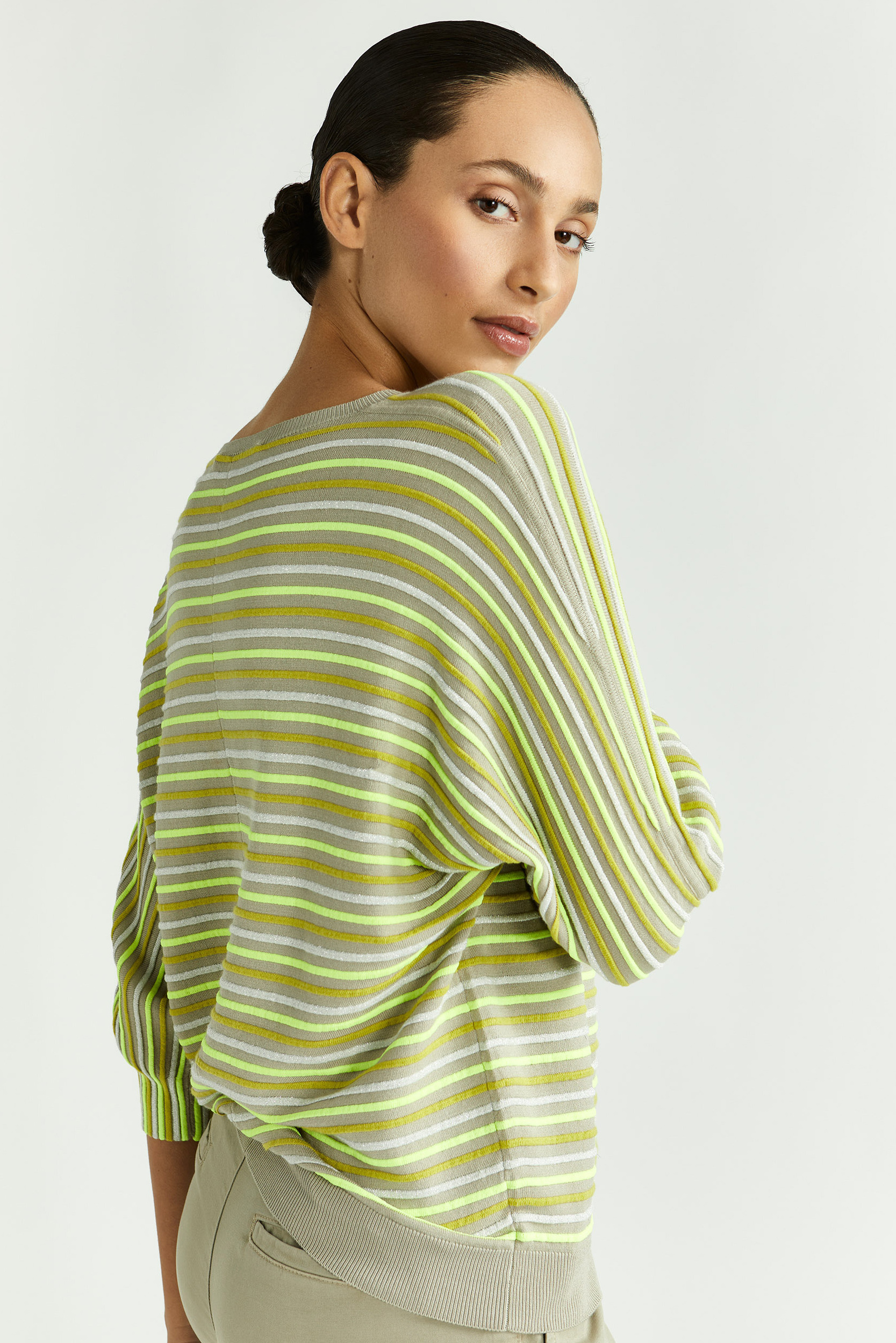 Gestreepte pull met pofmouw