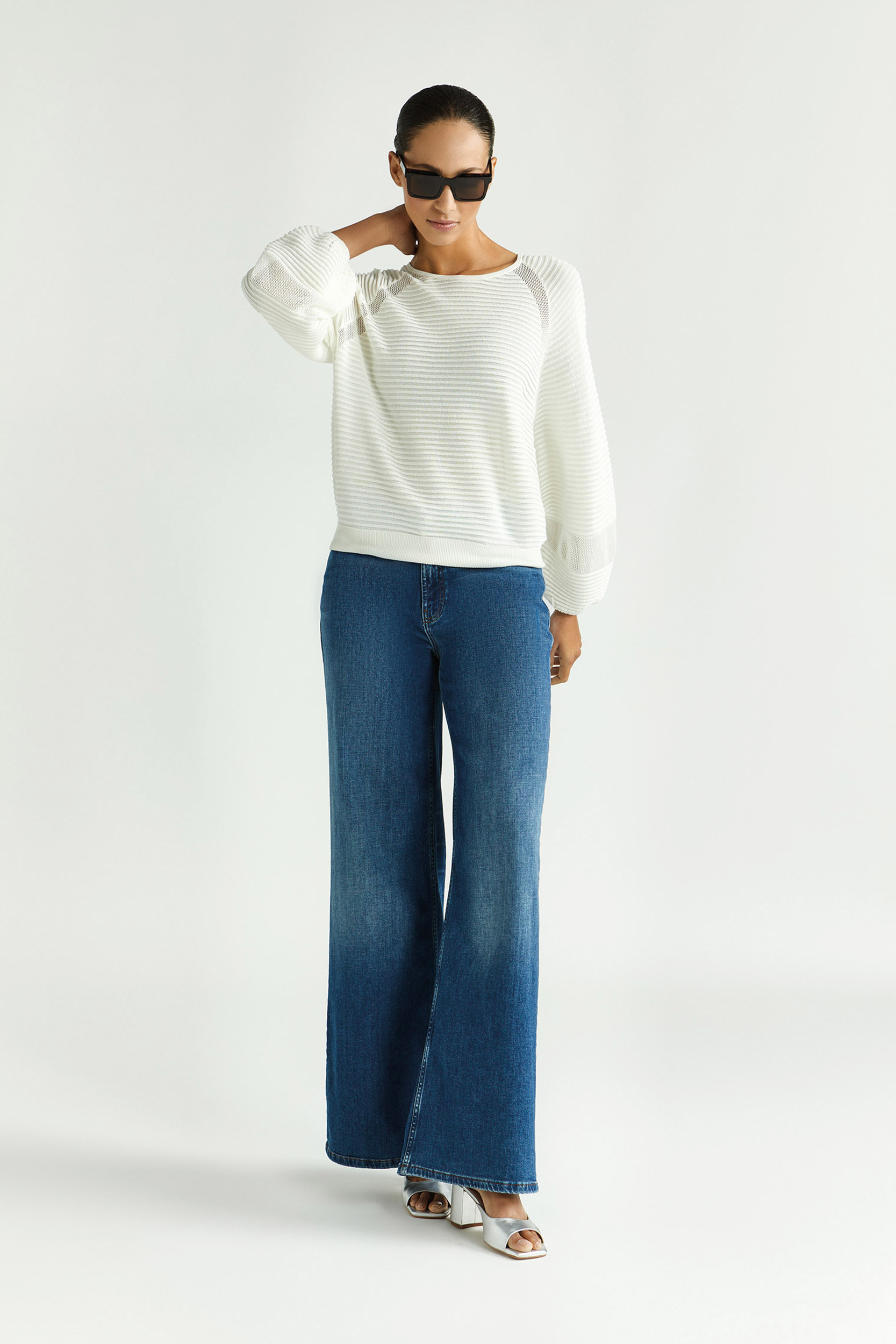 Pull van fijne viscose