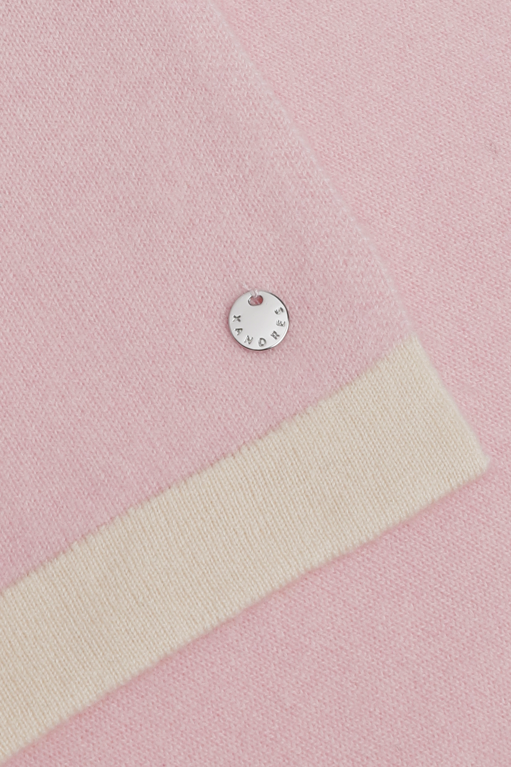 Kaschmirschal mit Kontrastbesatz