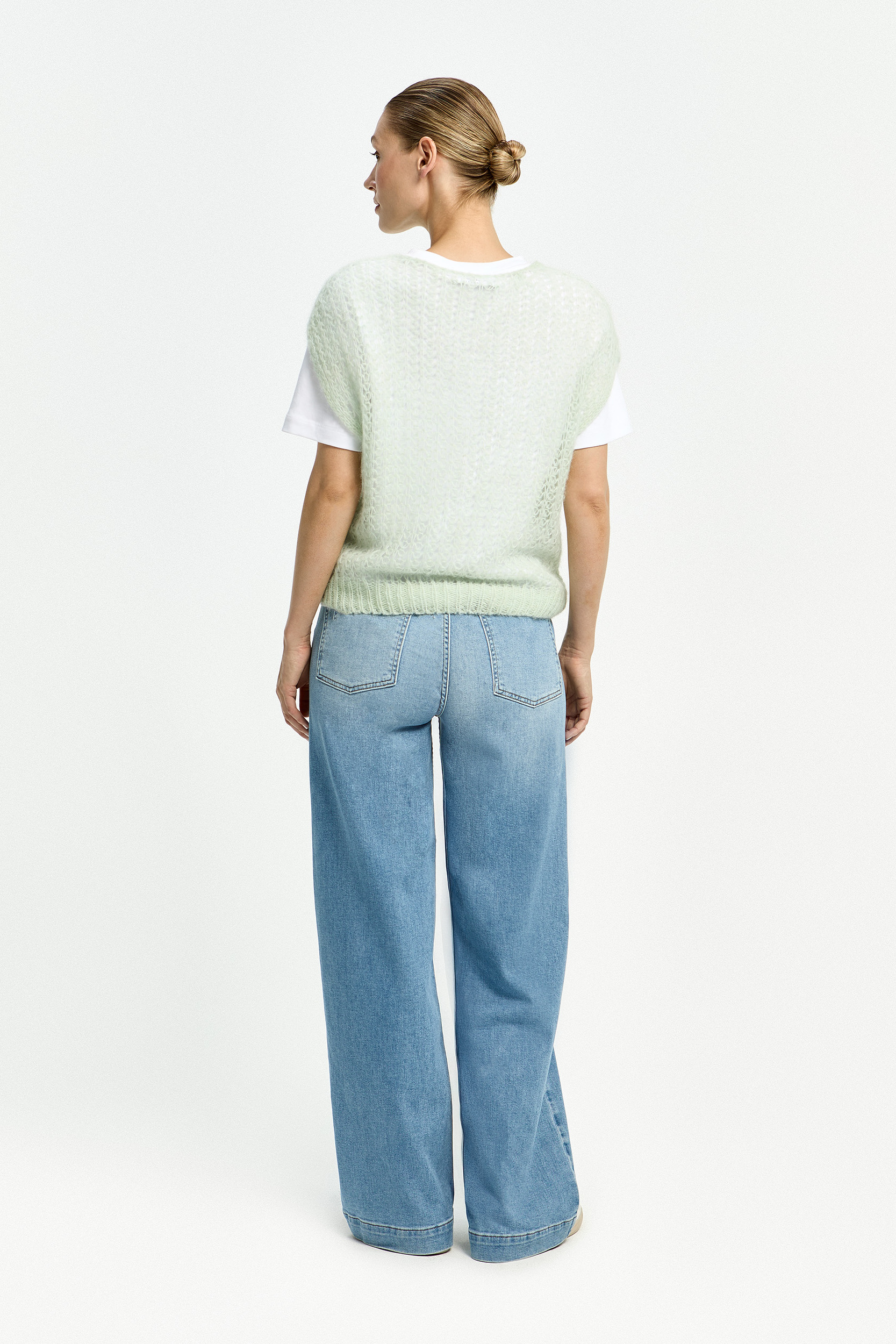 Débardeur tricoté avec de la laine d'alpaga