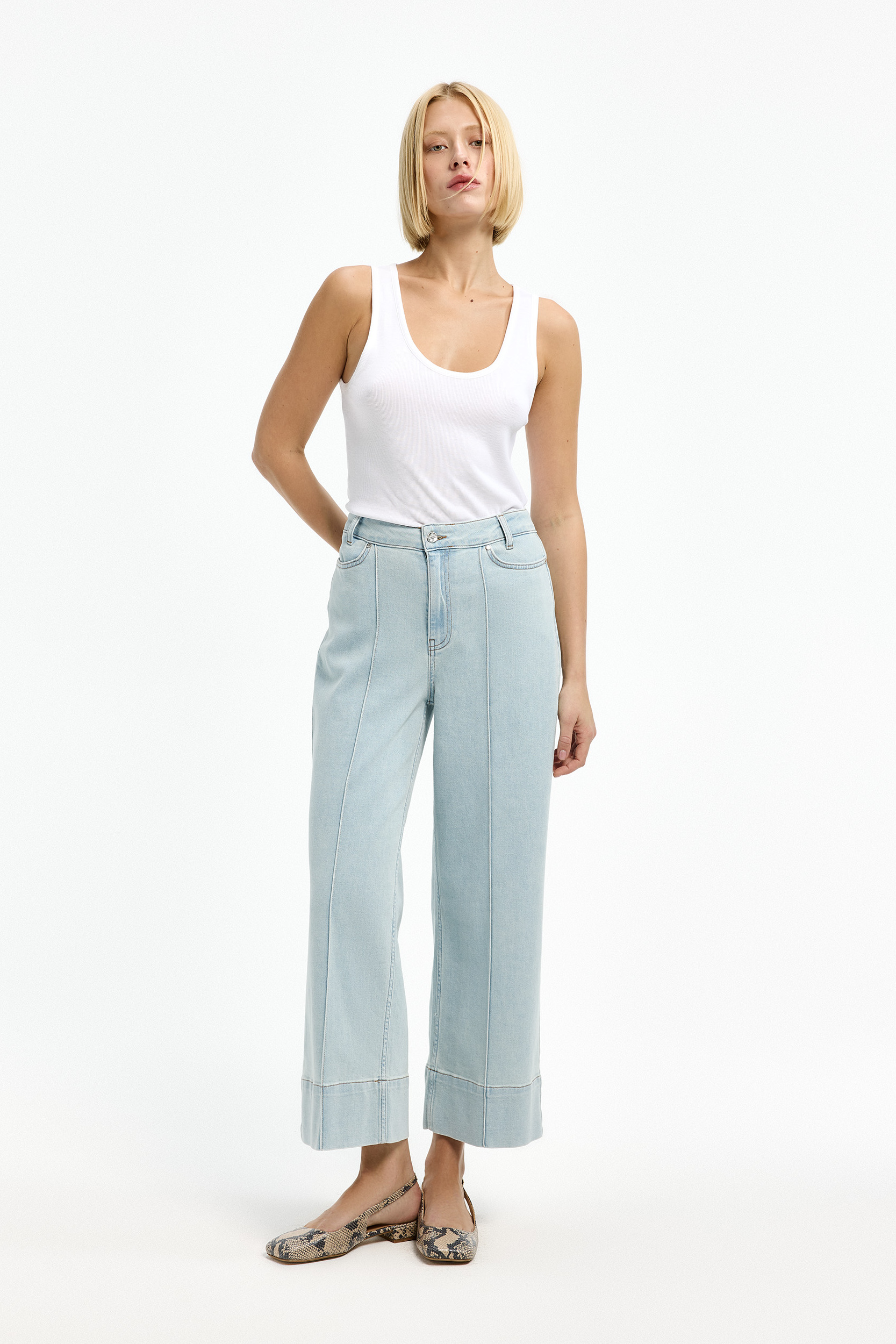 Tanktop met een lage ronde hals