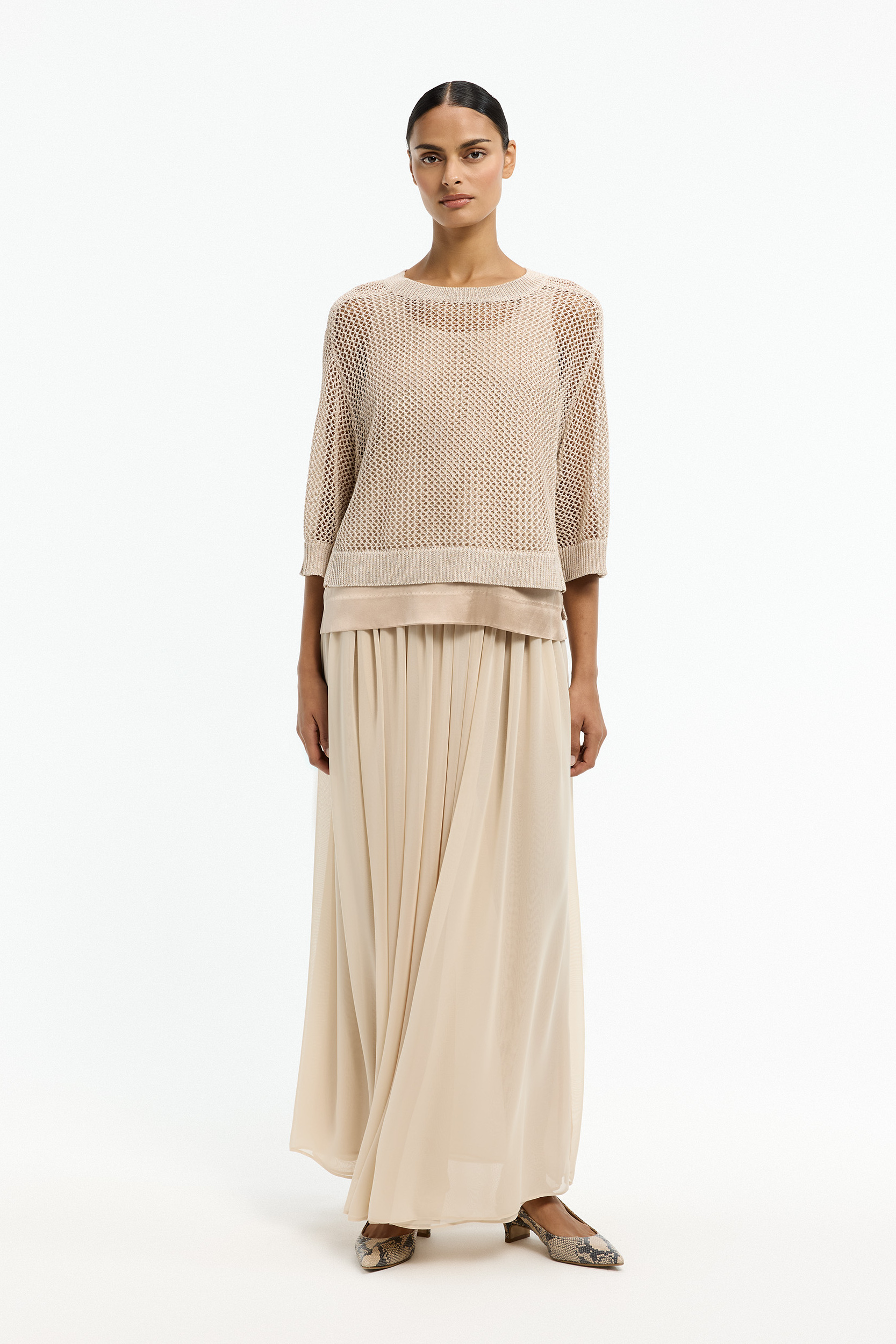 Gebreide pull met crochet patroon