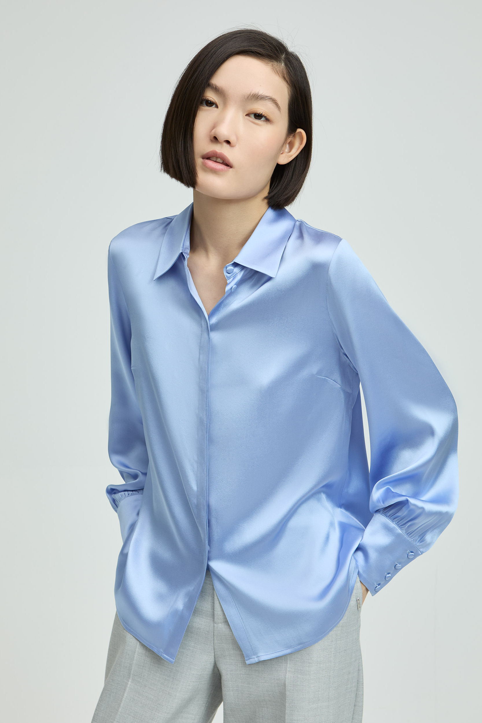 Klassieke hemdblouse in zijde