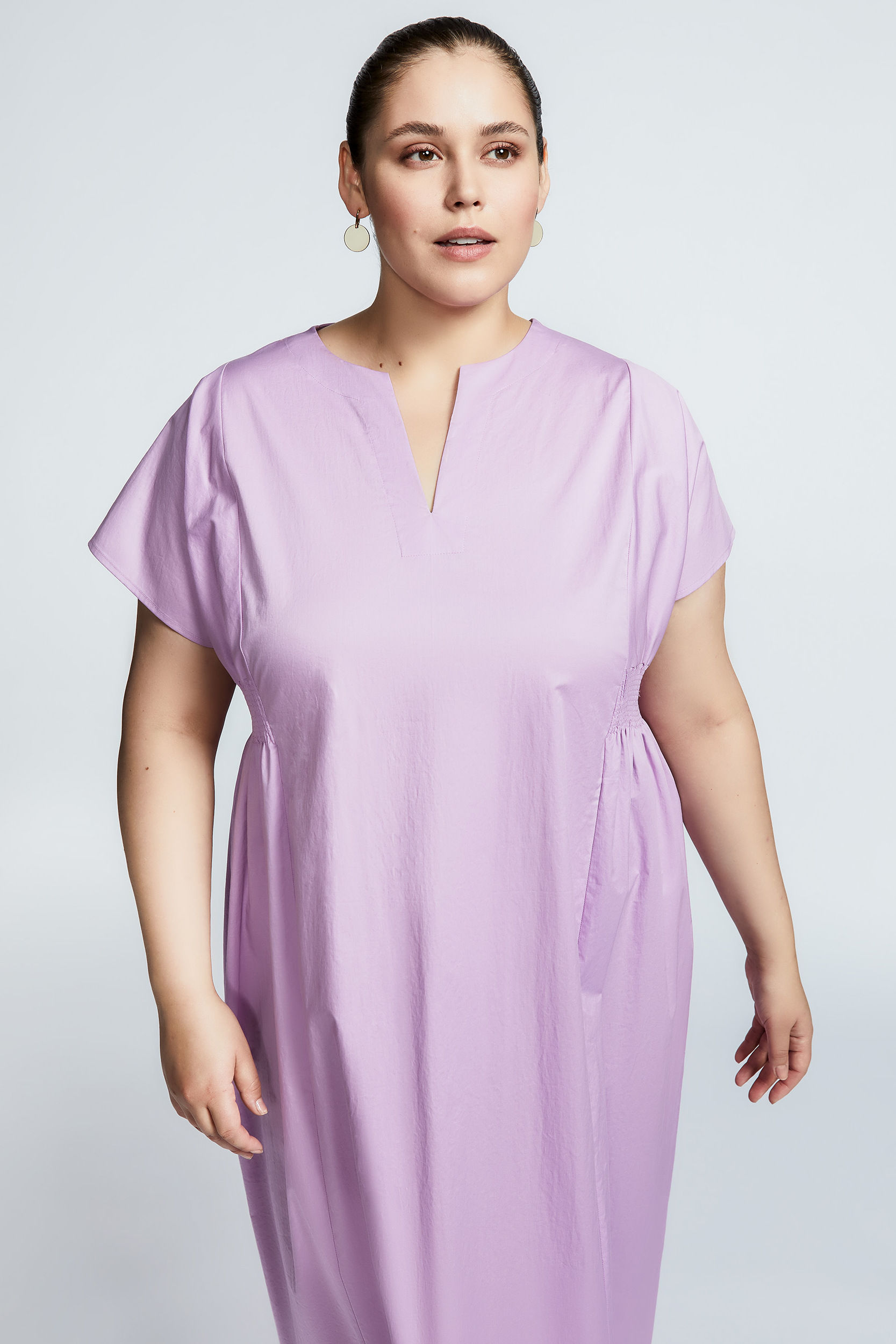 Midi dress with elastic