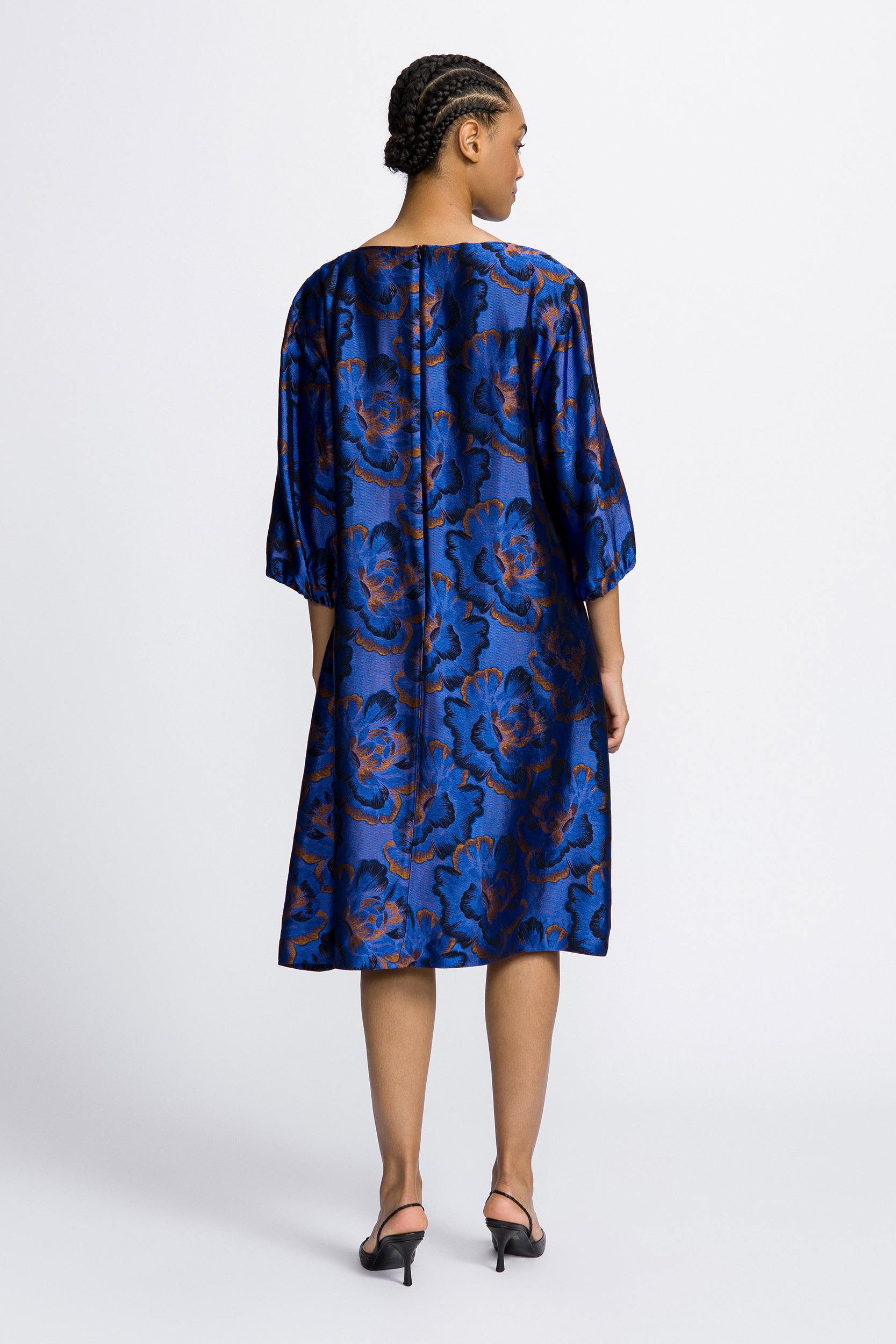 Dress in jacquard