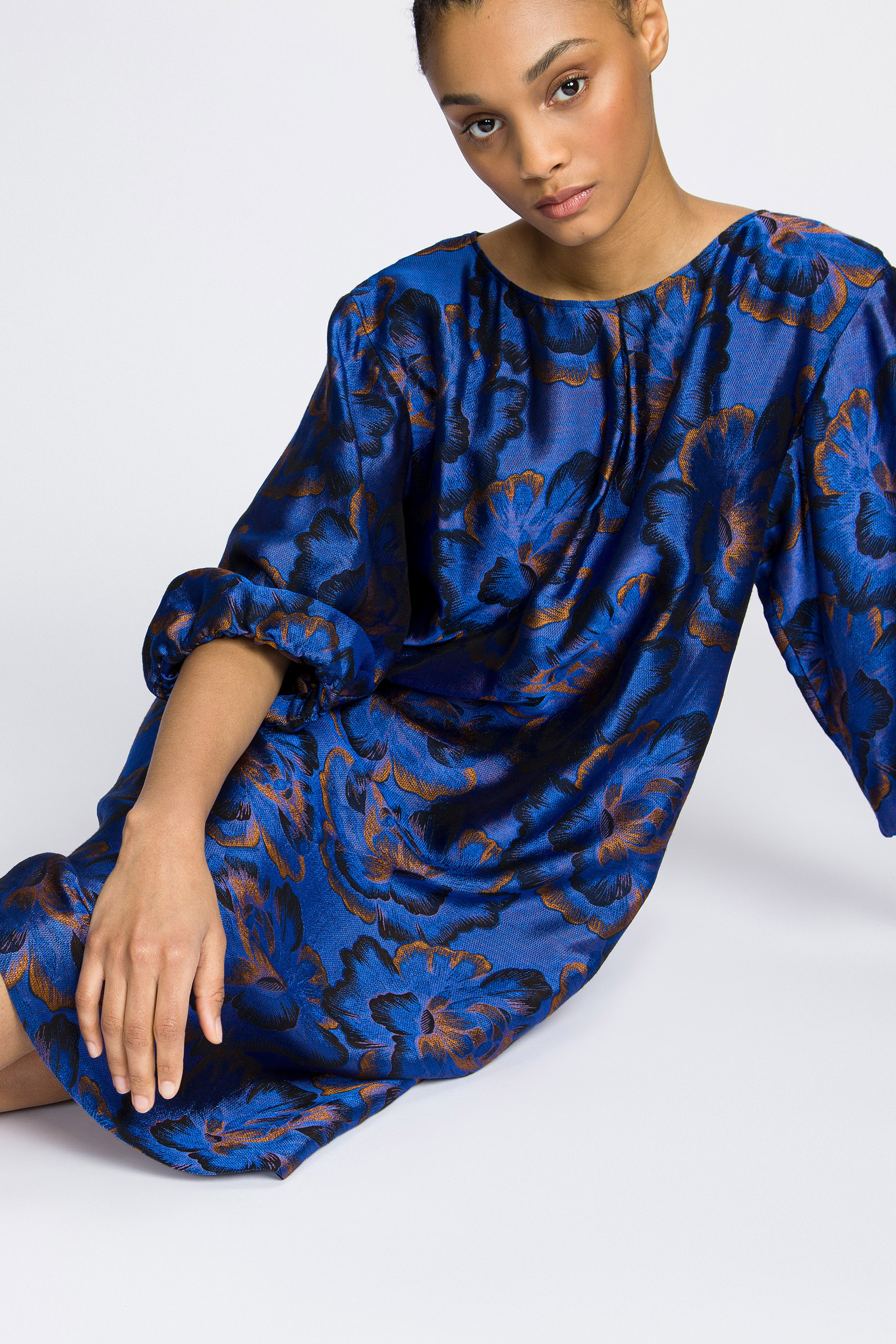 Dress in jacquard
