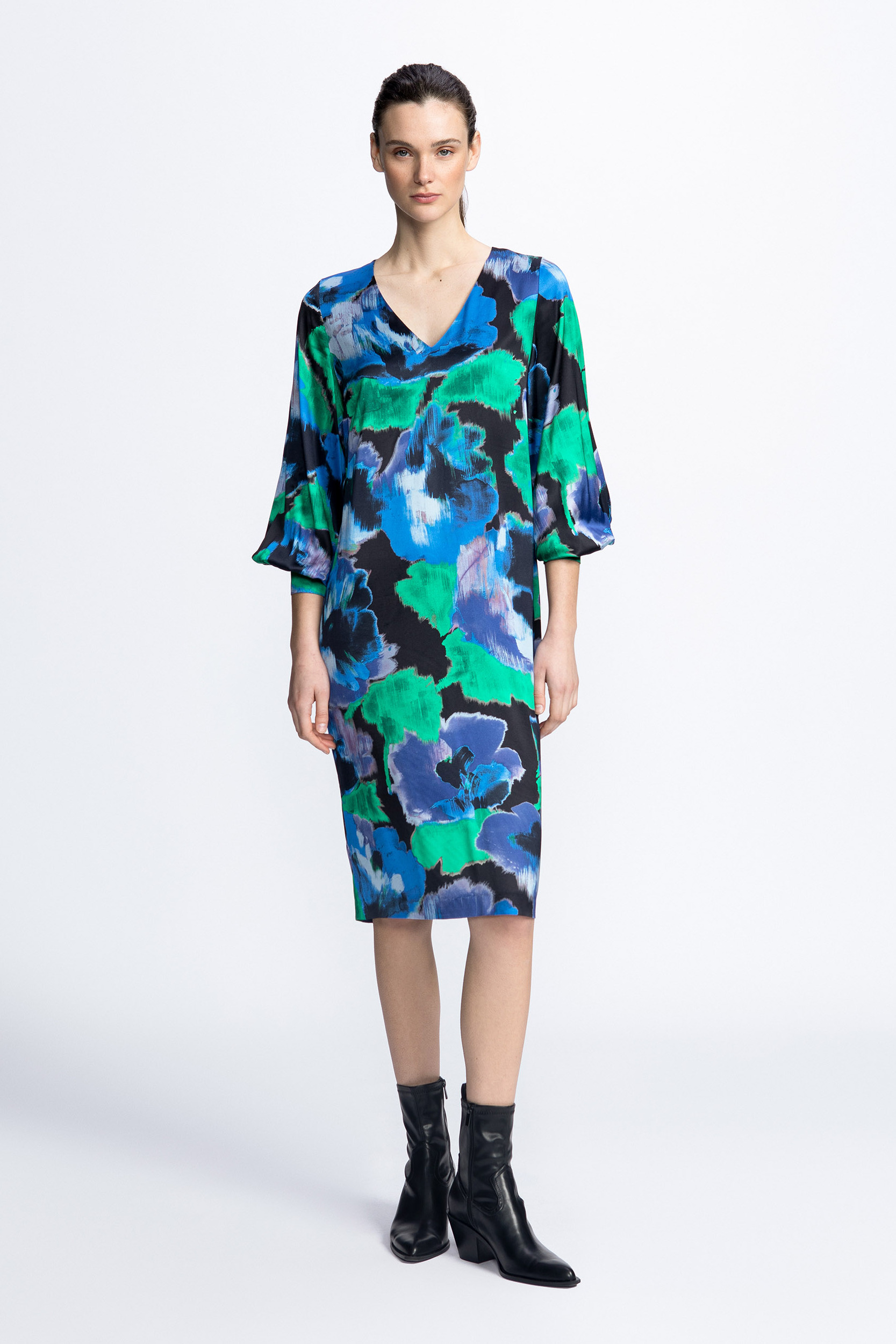 Dress with large floral print