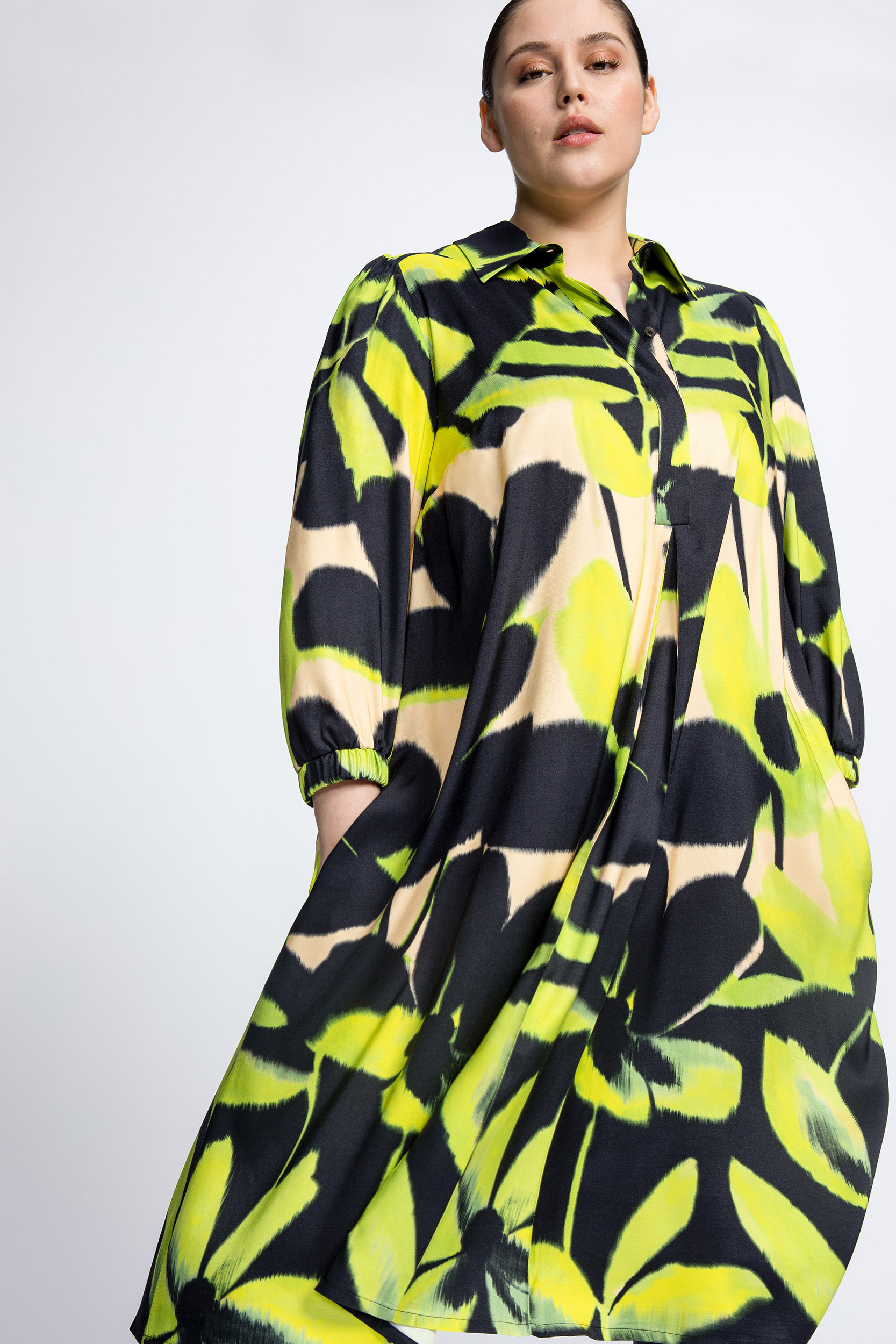 Kleid mit Blumenmuster