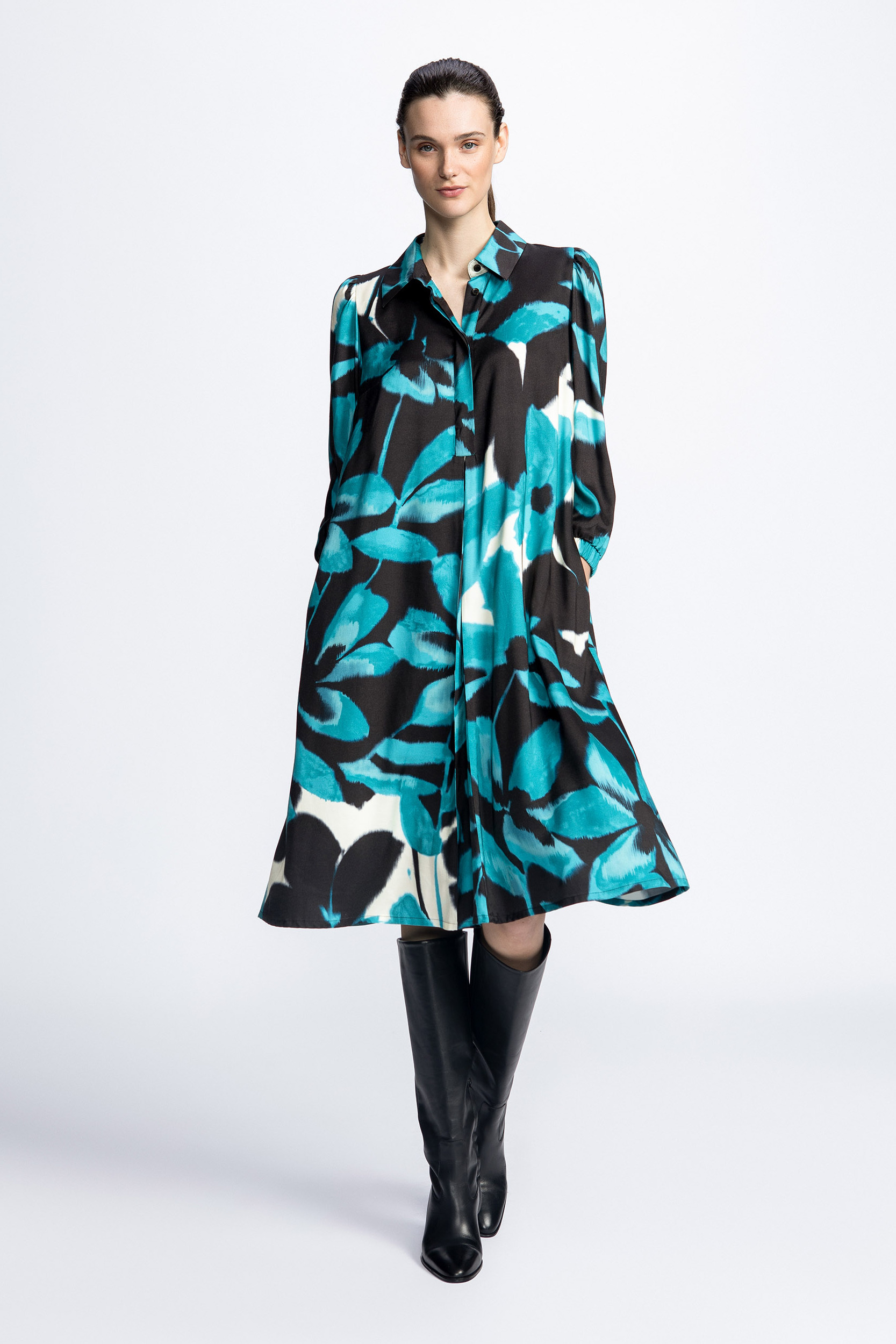 Dress with floral print